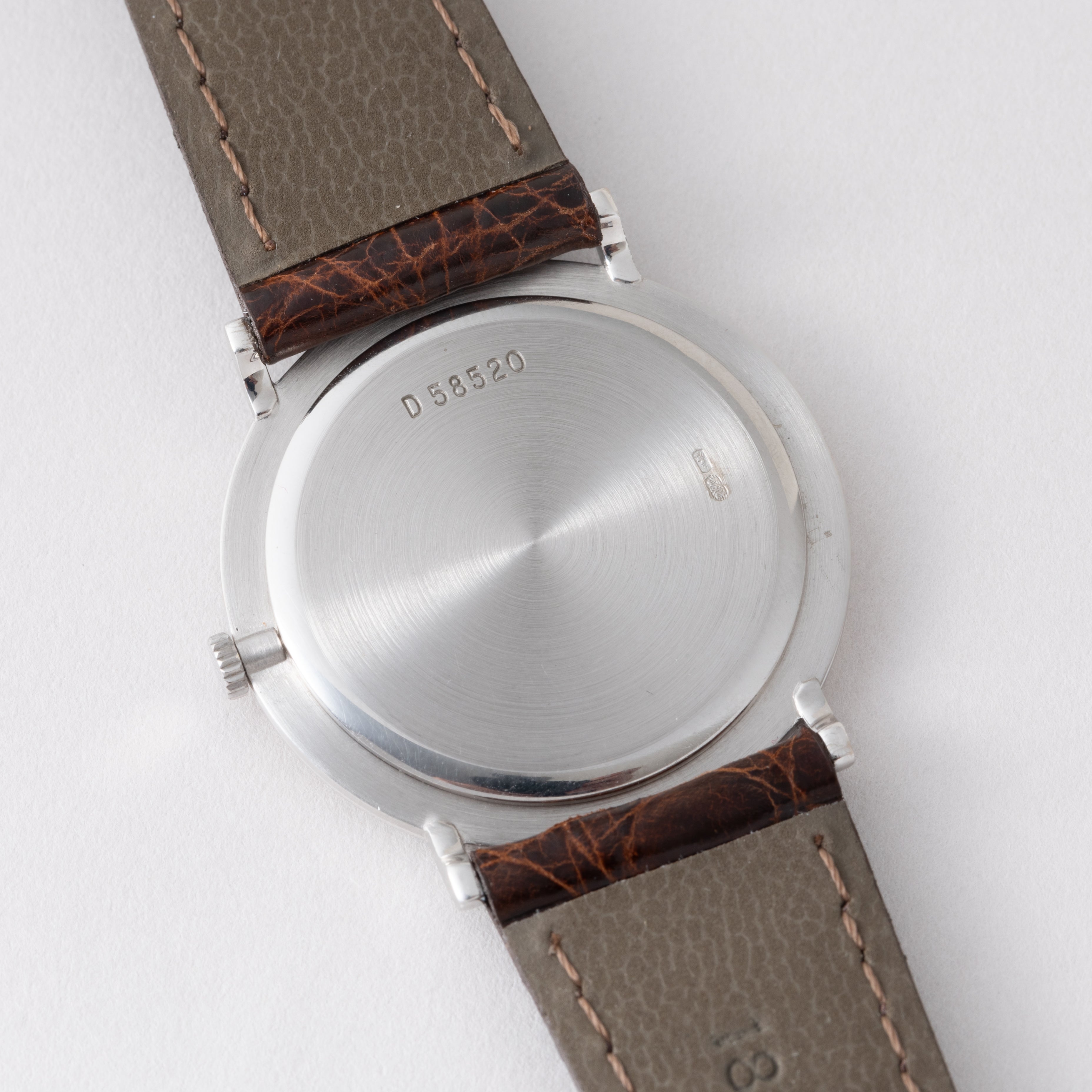 オーデマ・ピゲ クラシック 18金無垢ホワイトゴールド製 手巻き 1987年~1994年製