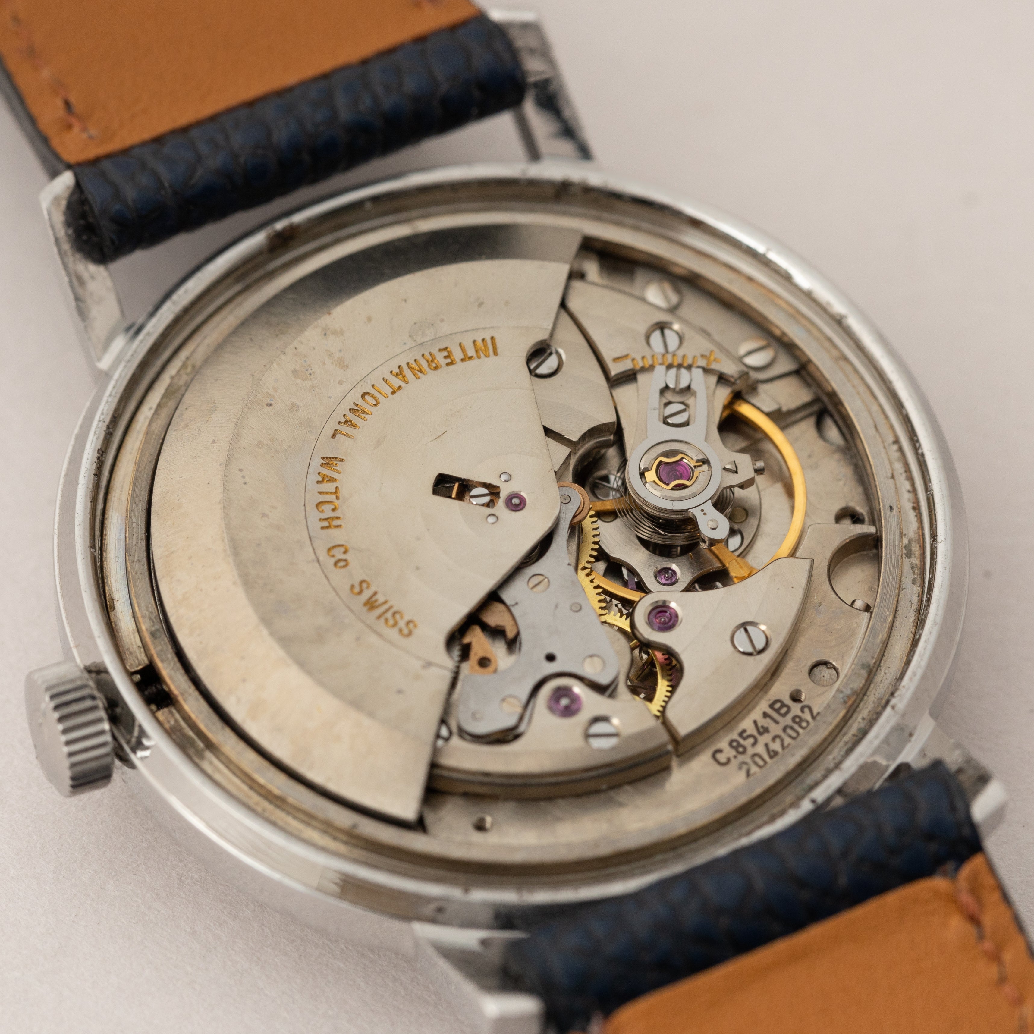 IWC ラウンド 自動巻き 1971年製 Cal.8541B お魚リューズ