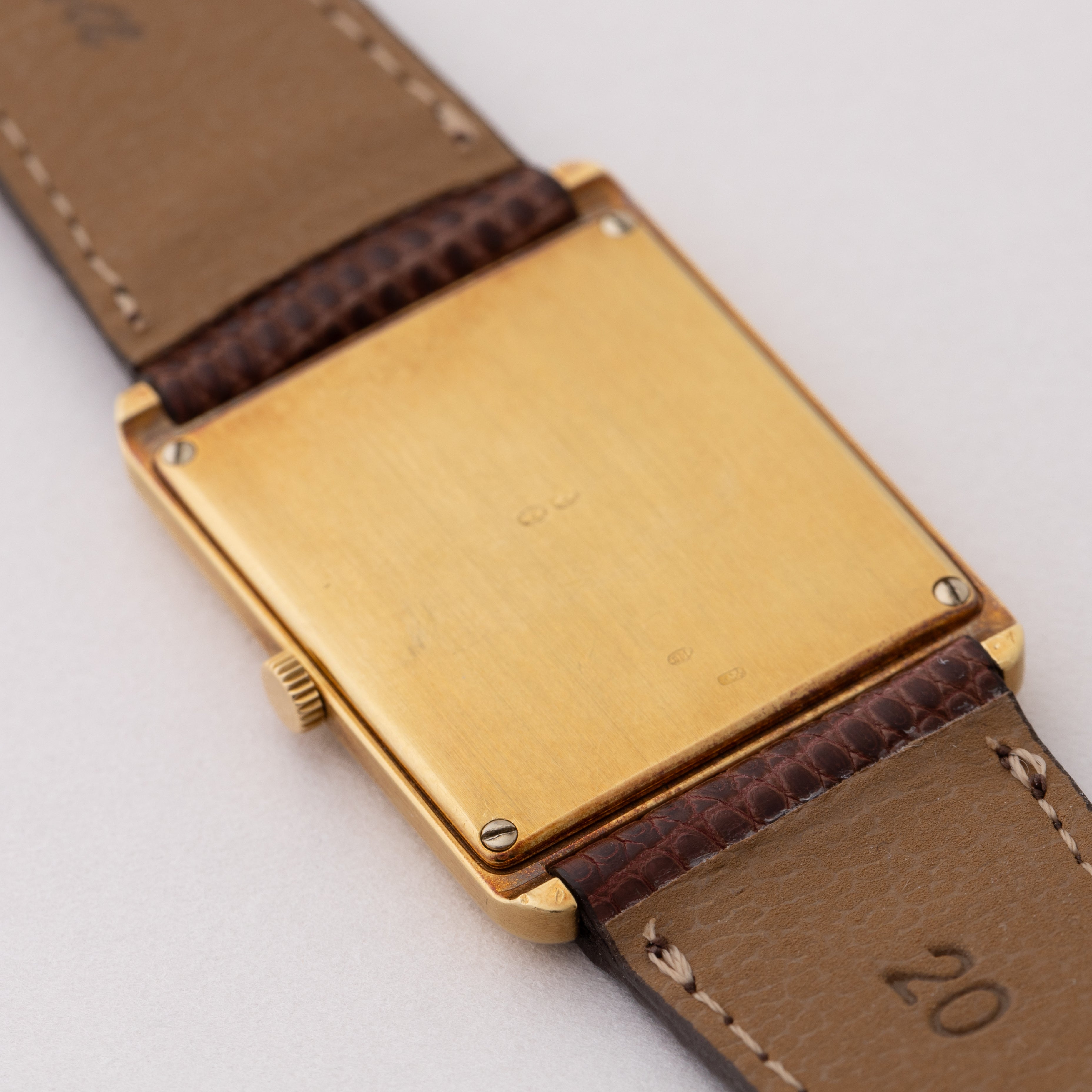 オーデマ・ピゲ 18KYGスクエアケース エナメルダイヤル 1976~79年製 純正尾錠