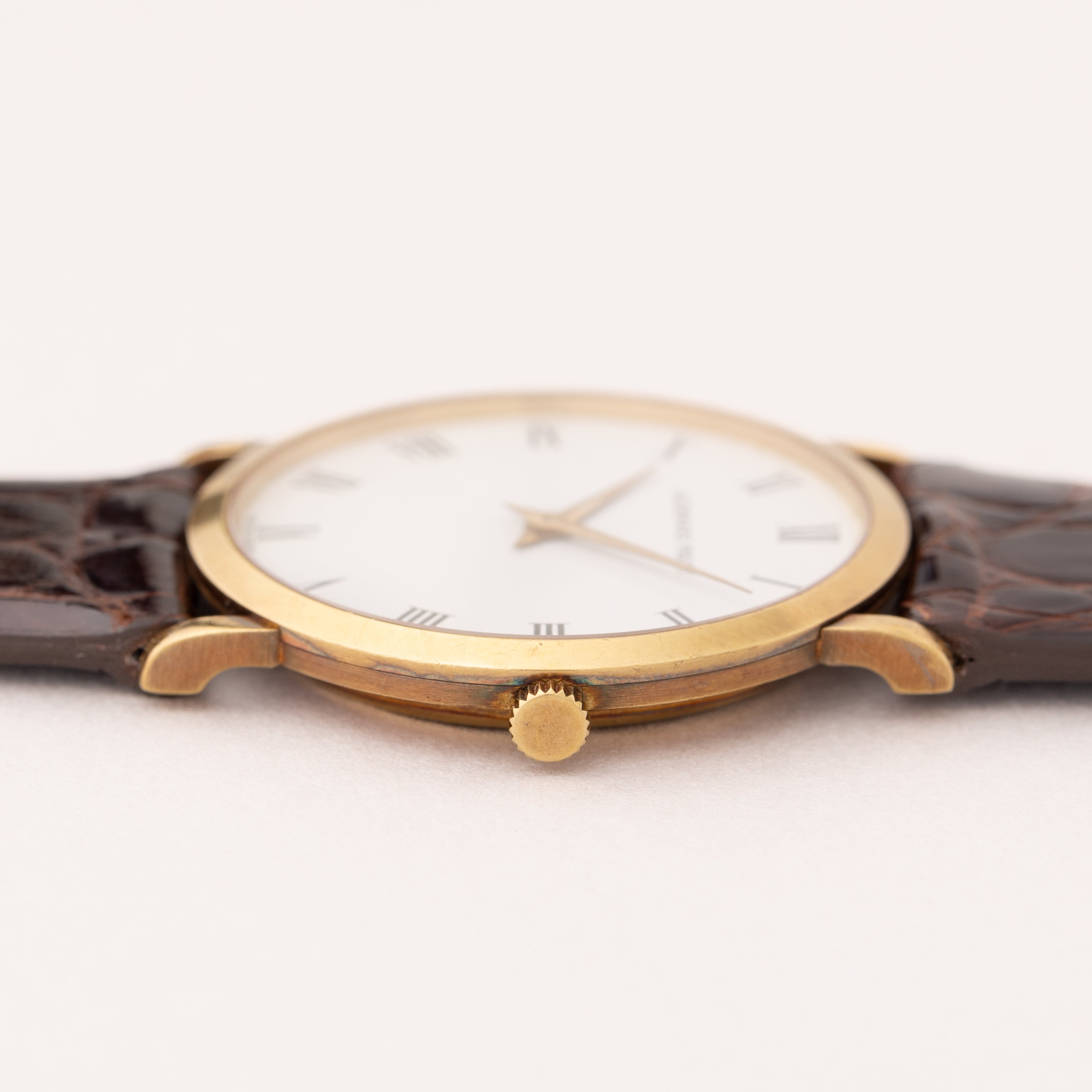 オーデマ・ピゲ ホワイトローマン 18金無垢 1980年代製 手巻き