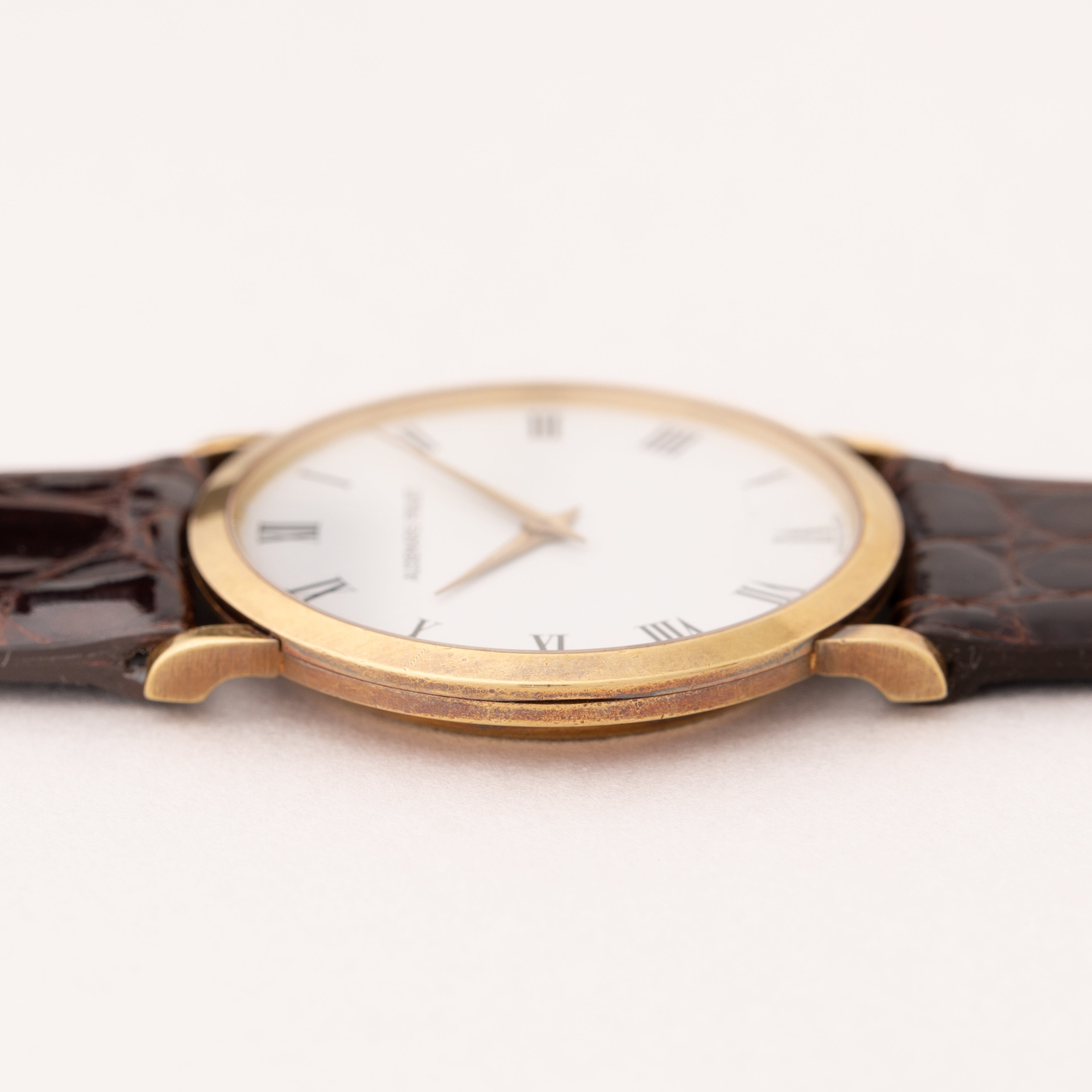 オーデマ・ピゲ ホワイトローマン 18金無垢 1980年代製 手巻き