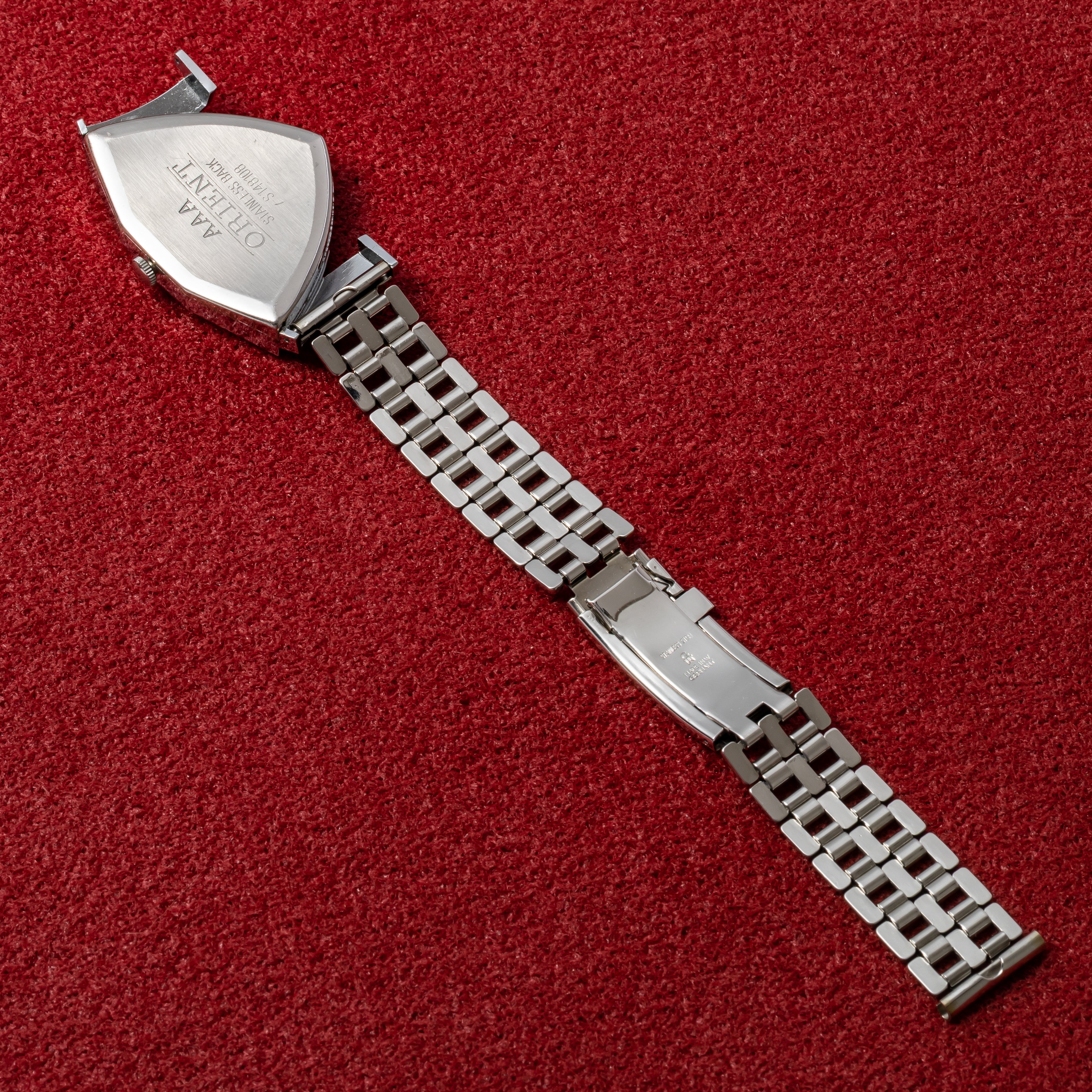 オリエント 三角時計 ベンチュラタイプ 1960年代製 AAA