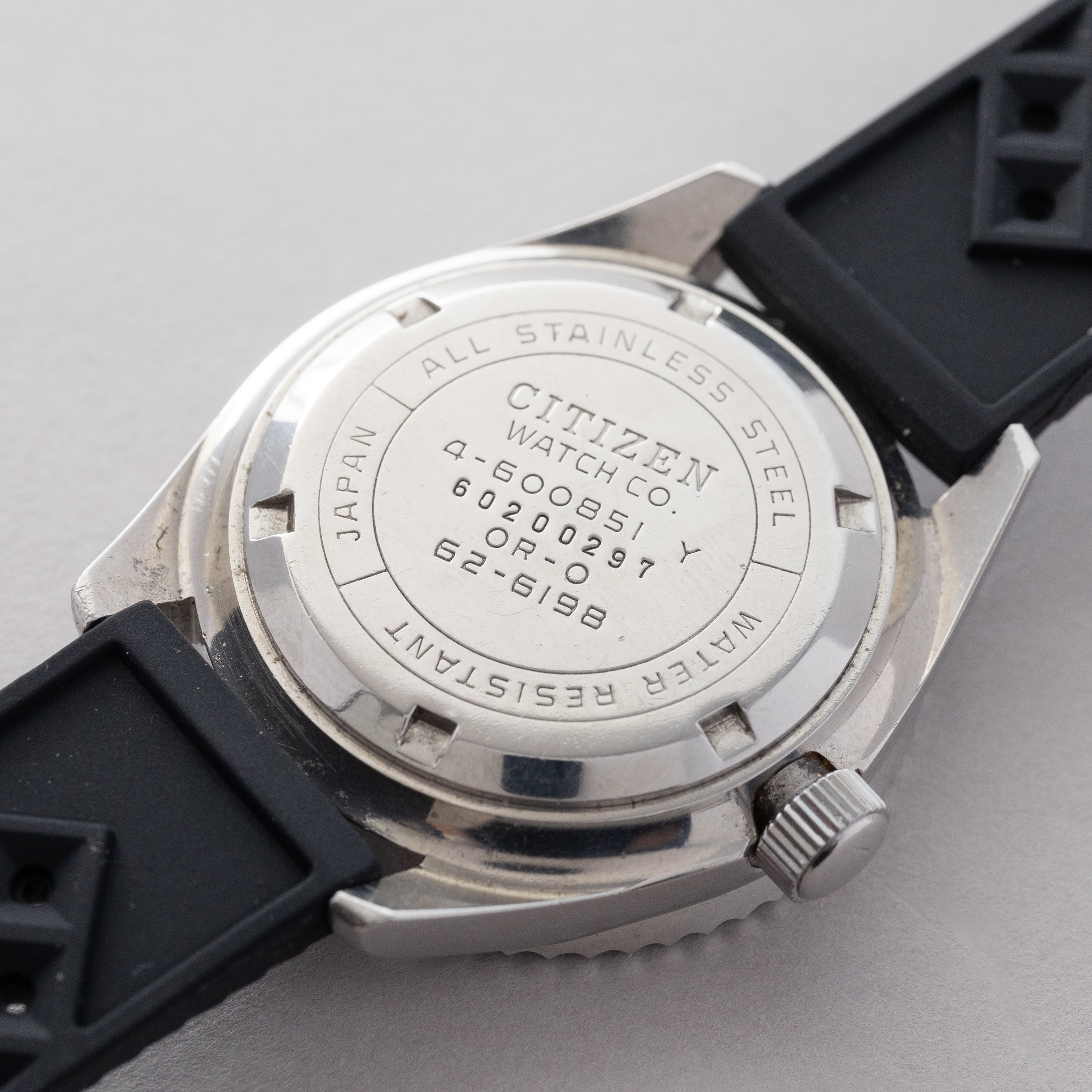 シチズン 1976年製 チャレンジダイバー 150M 赤カレンダー