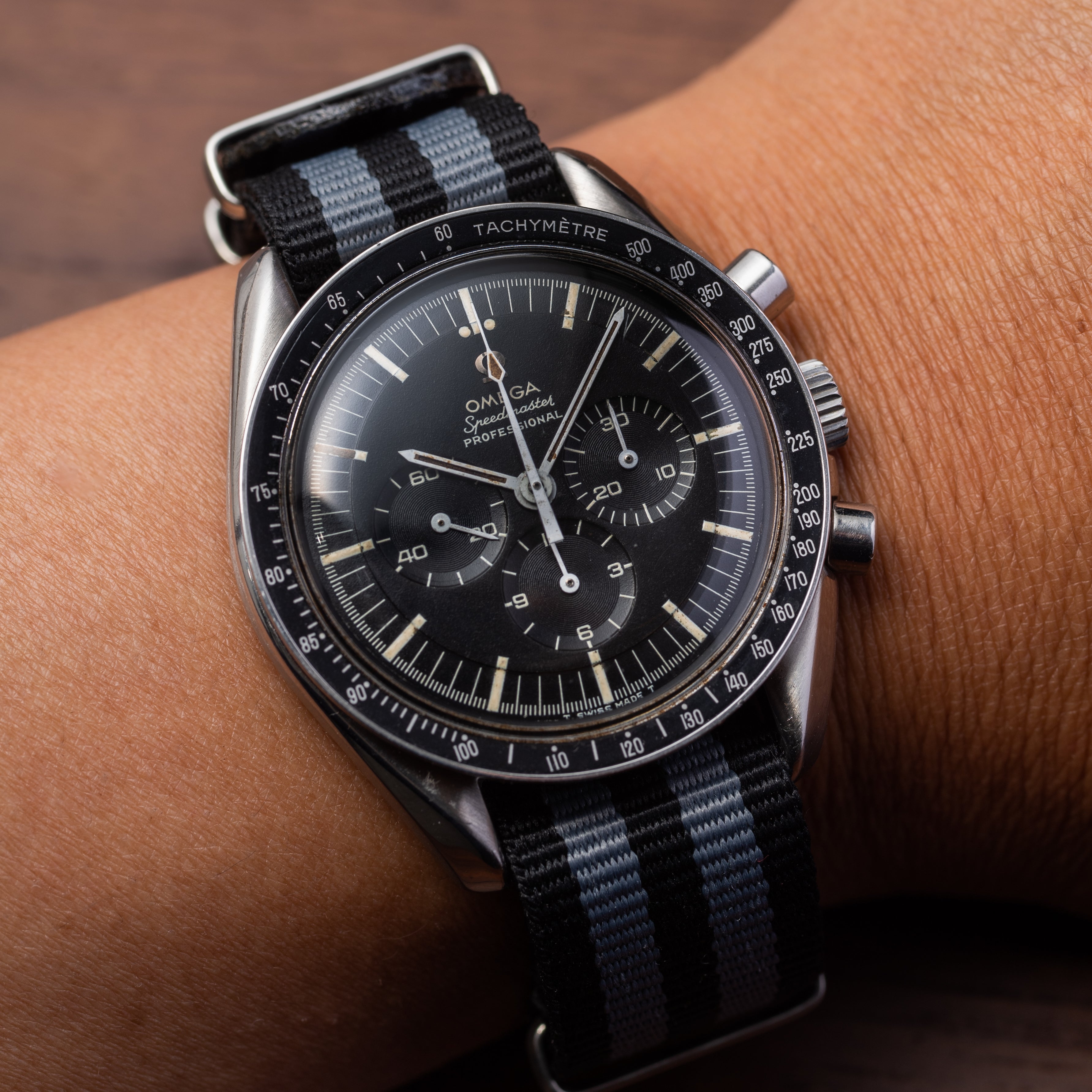 オメガ スピードマスター プロフェッショナル 1971年製 5th初期 Ref.145.022 アーカイブ付き