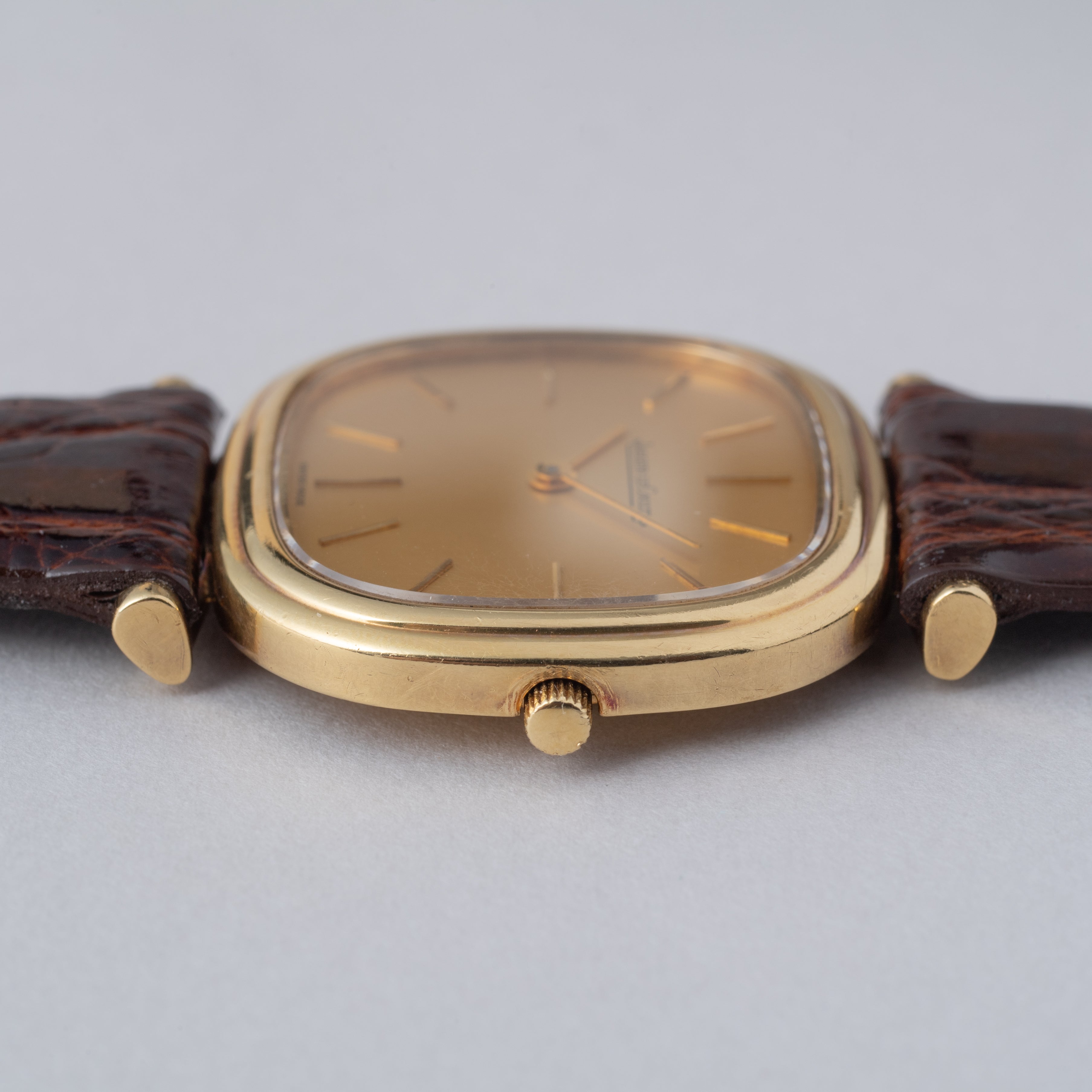 ジャガールクルト 18金無垢クッションケース オリジナルダイヤル 1970年代製