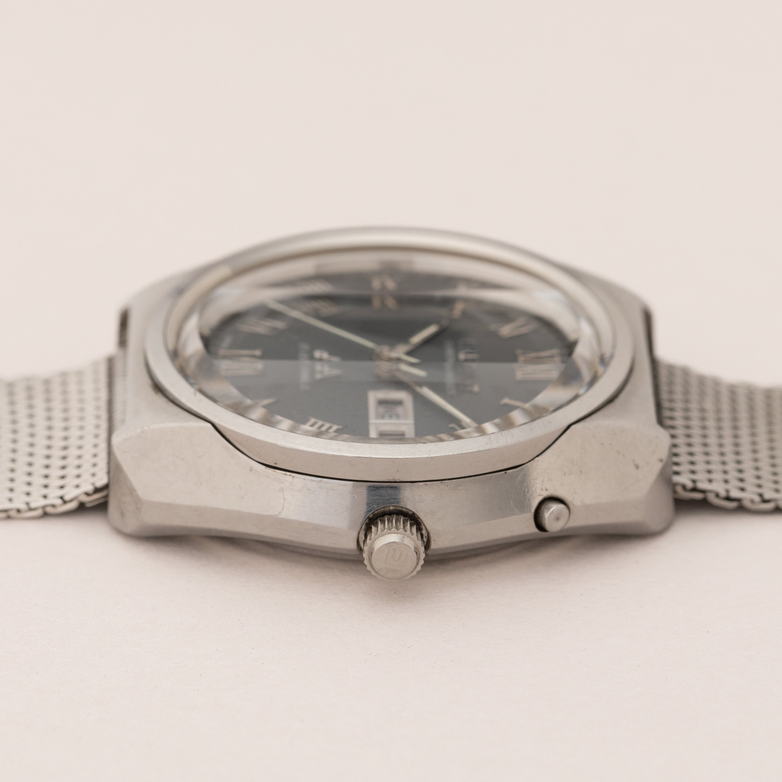 オリエント クロノエース グレーローマンダイヤル カットガラス 1970年代