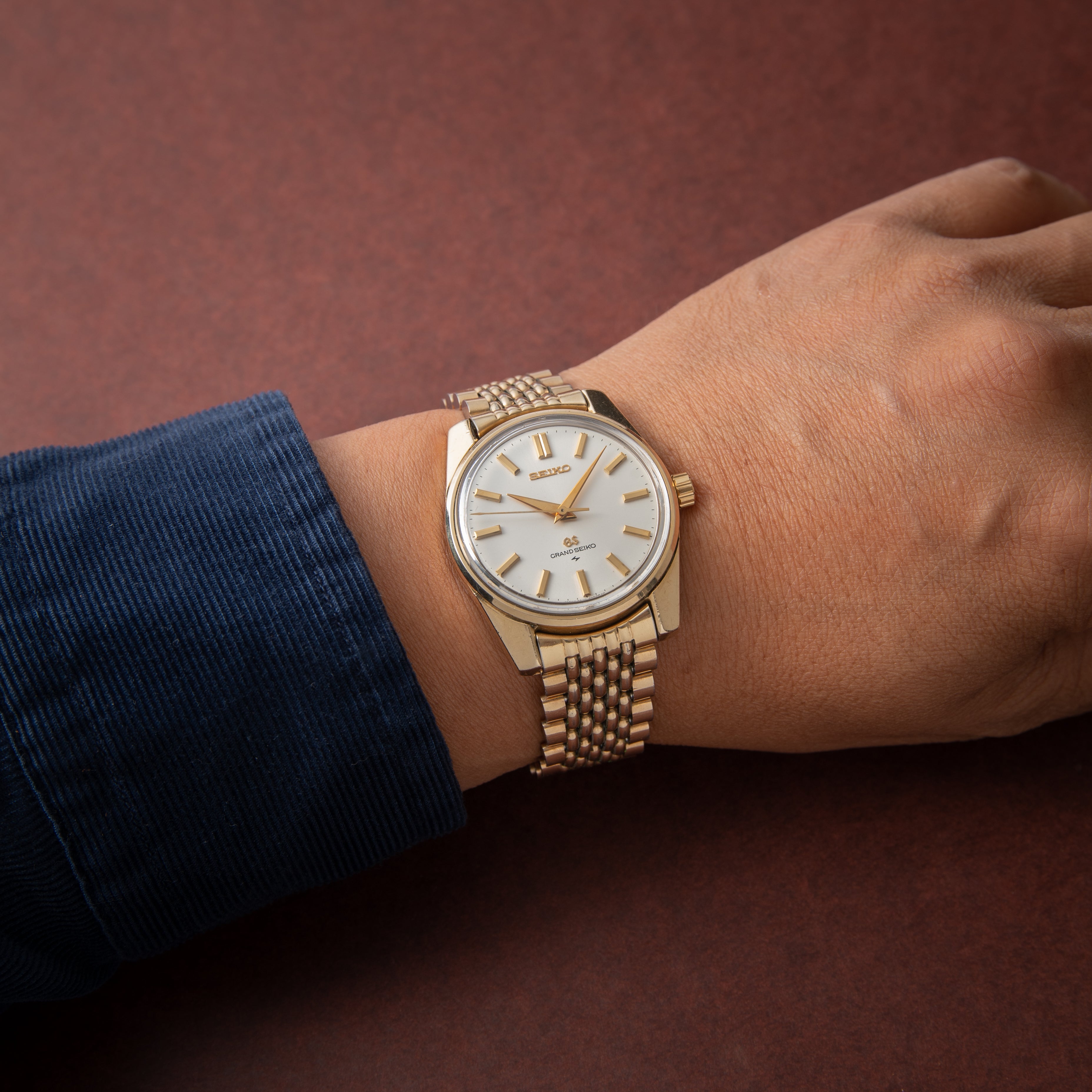 44グランドセイコー CAP GOLD 1967年製 手巻き 44GS Ref.4420-9990