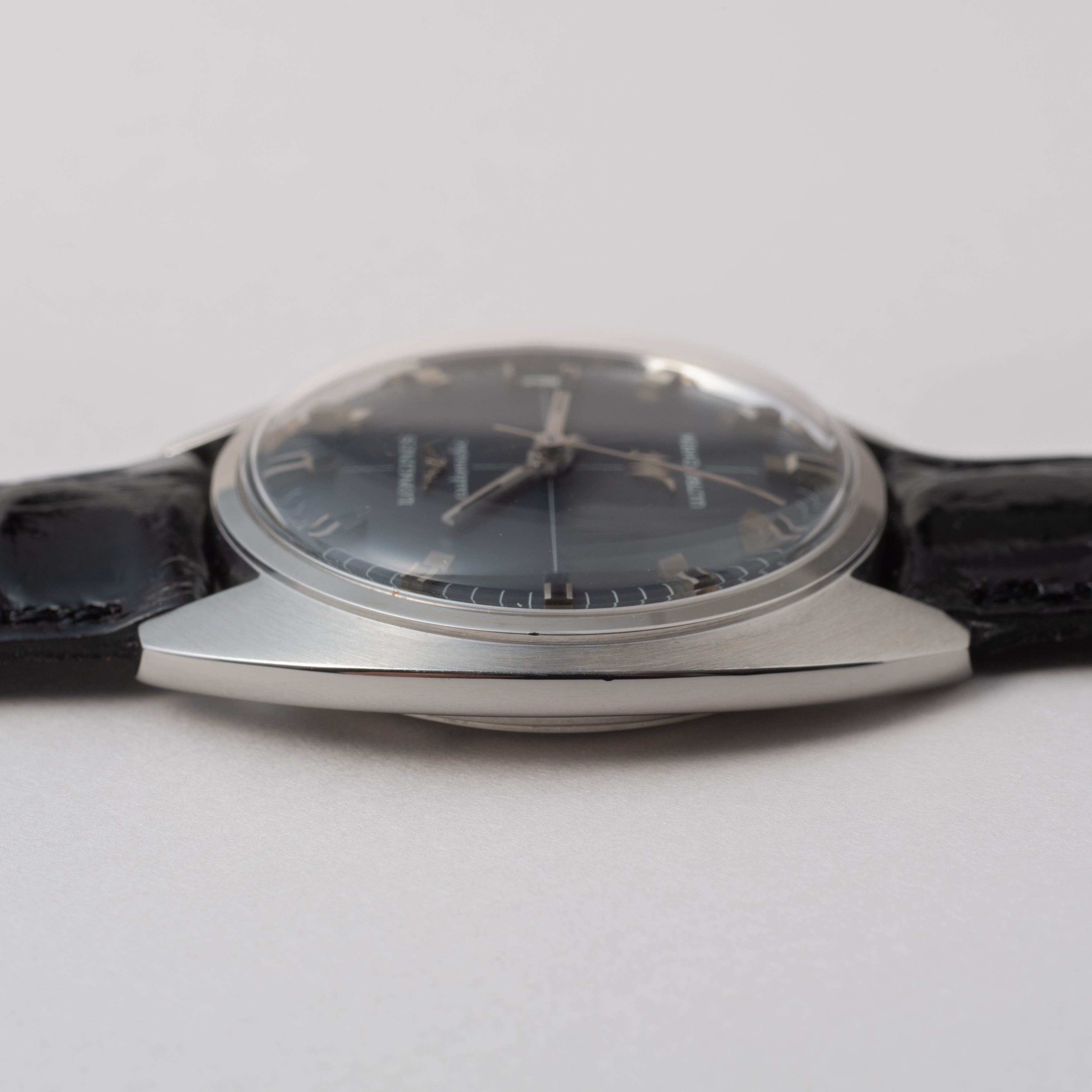 ロンジン ウルトラクロン 1969年製 クロスライン グレーダイヤル タグ付き