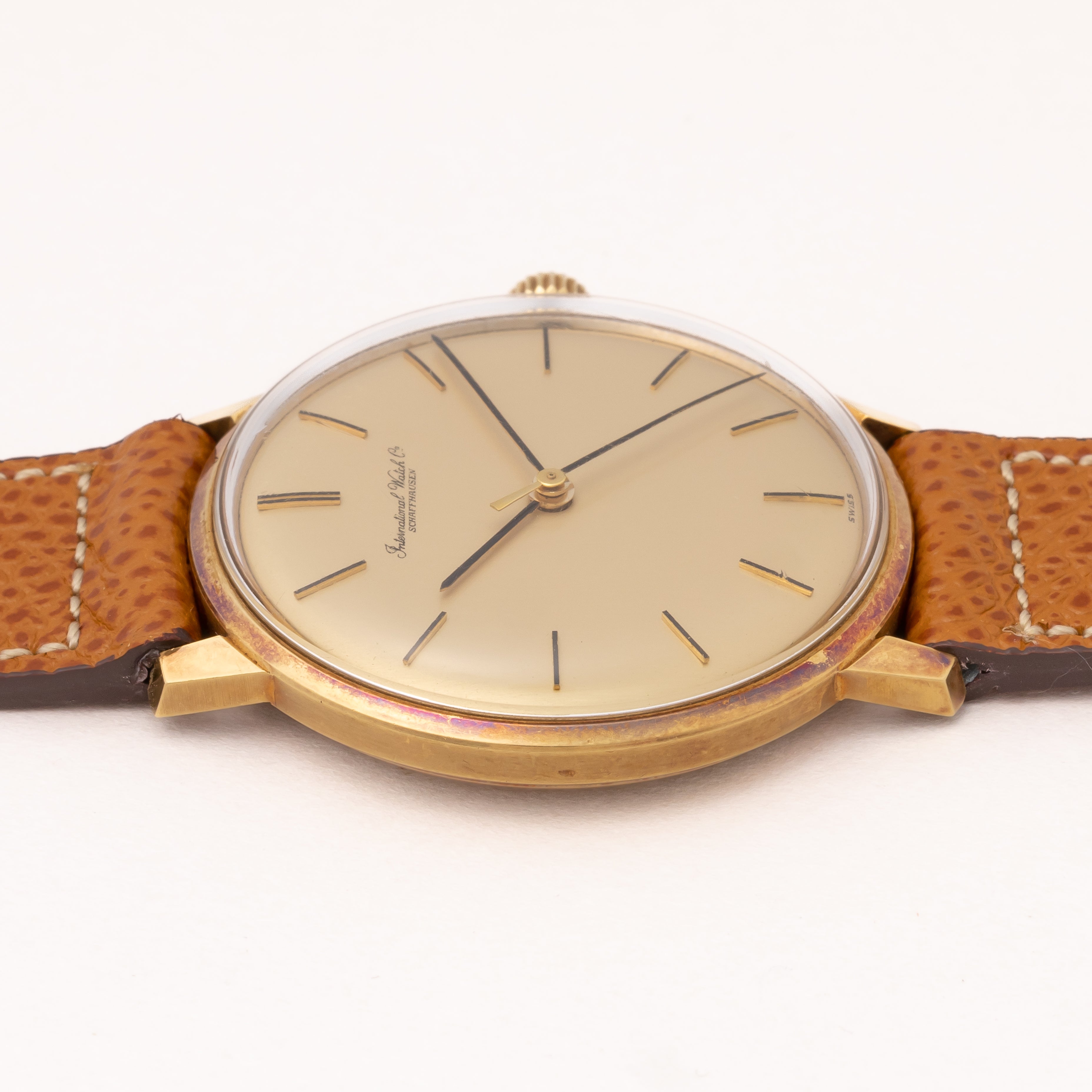 IWC ラウンドケース 18YG 手巻きCal.403 1970年製(昭和45年製)