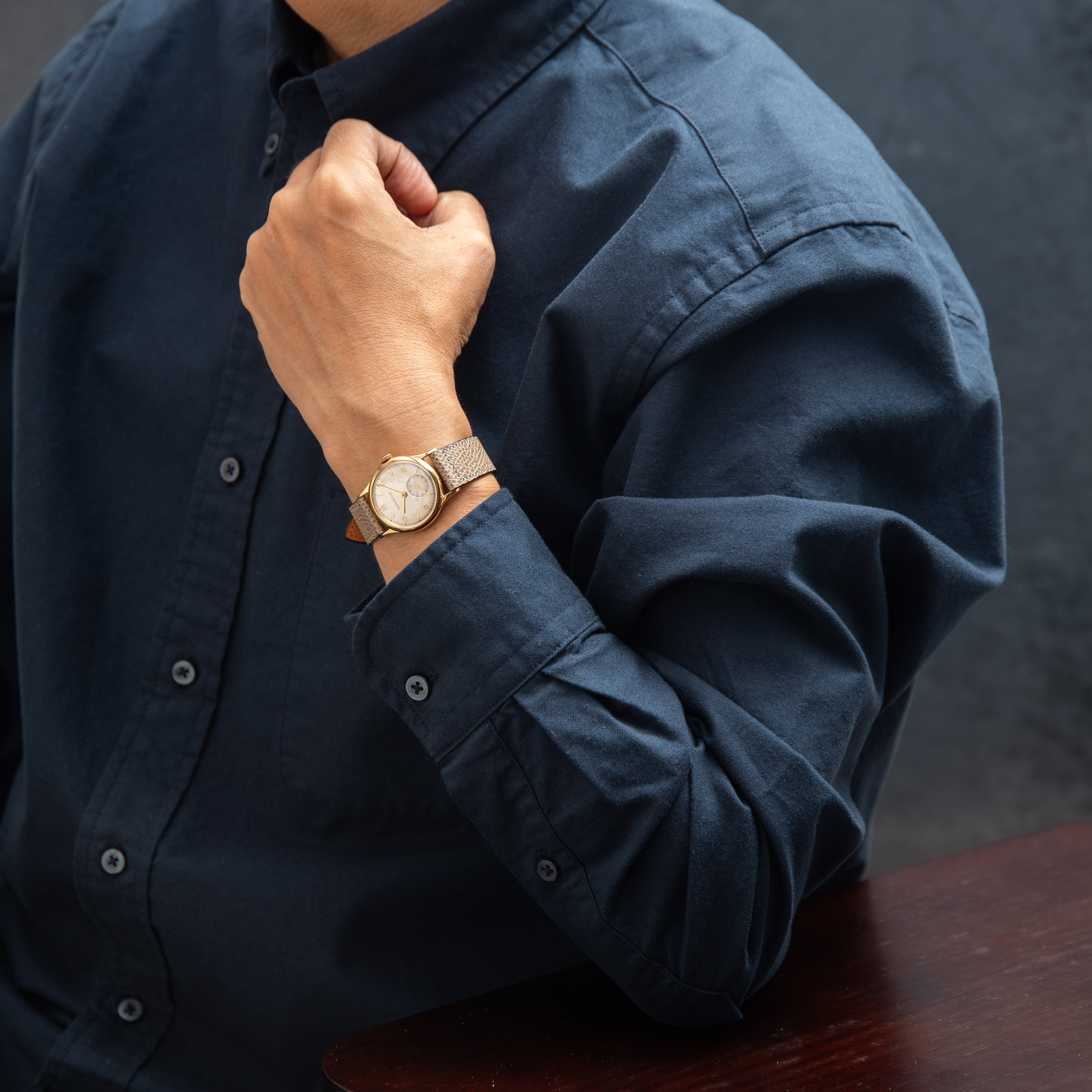 ジャガールクルト 18YG 手巻き スモールセコンド 1950年代