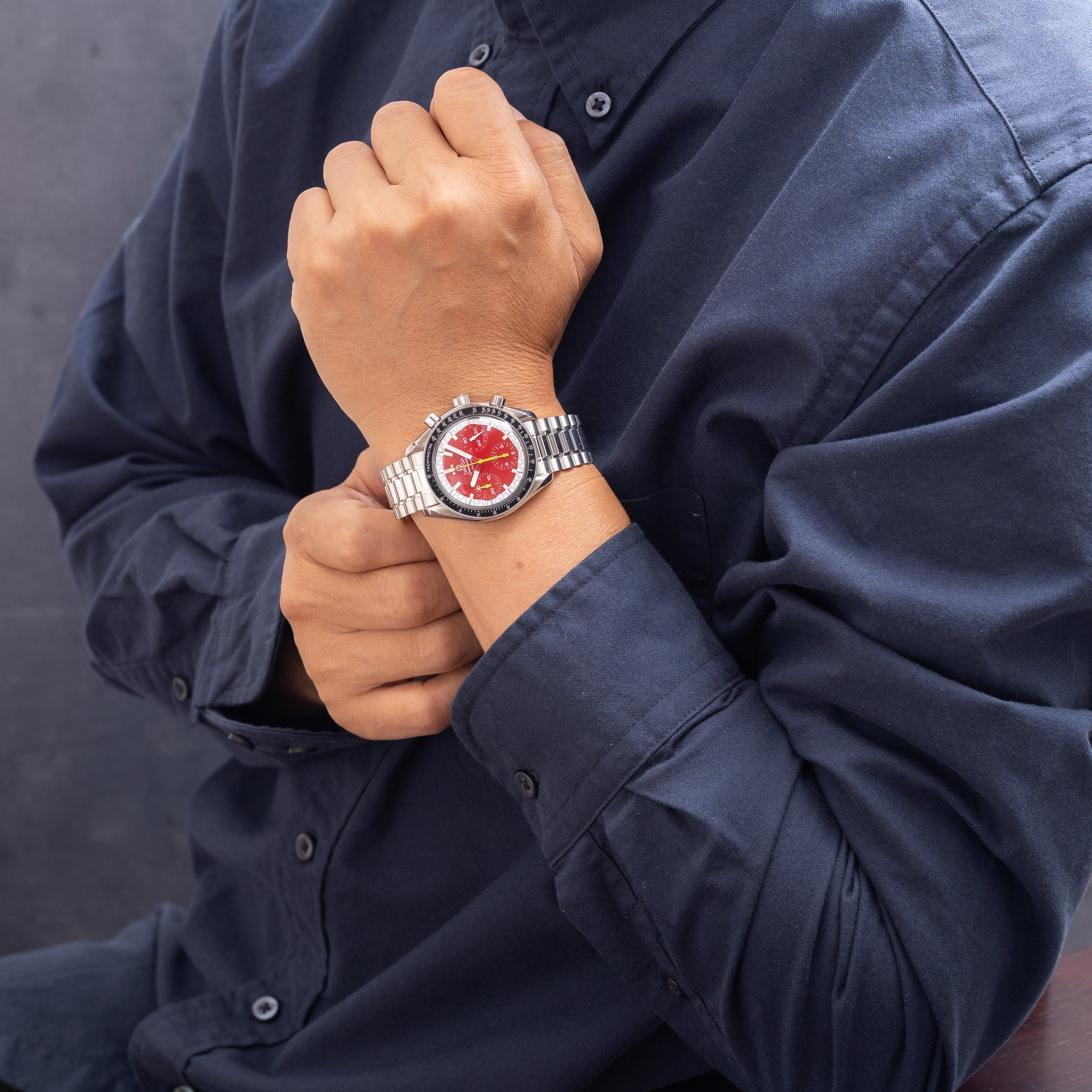 オメガ スピードマスター 1999年製 シューマッハ レッドダイヤル 箱、ギャラ付き