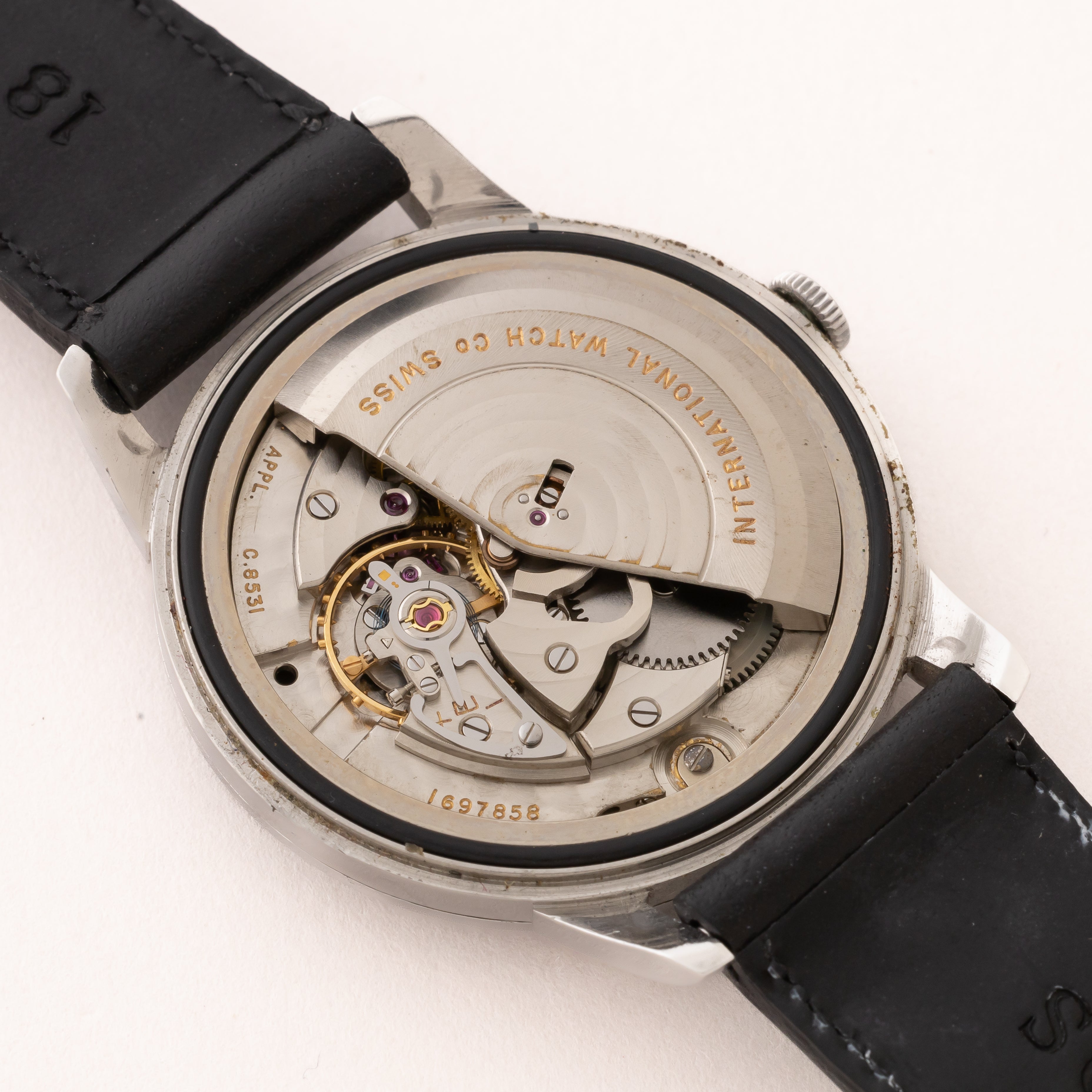 IWC 寄り目 1963年製 ブラックミラーダイヤル 自動巻き