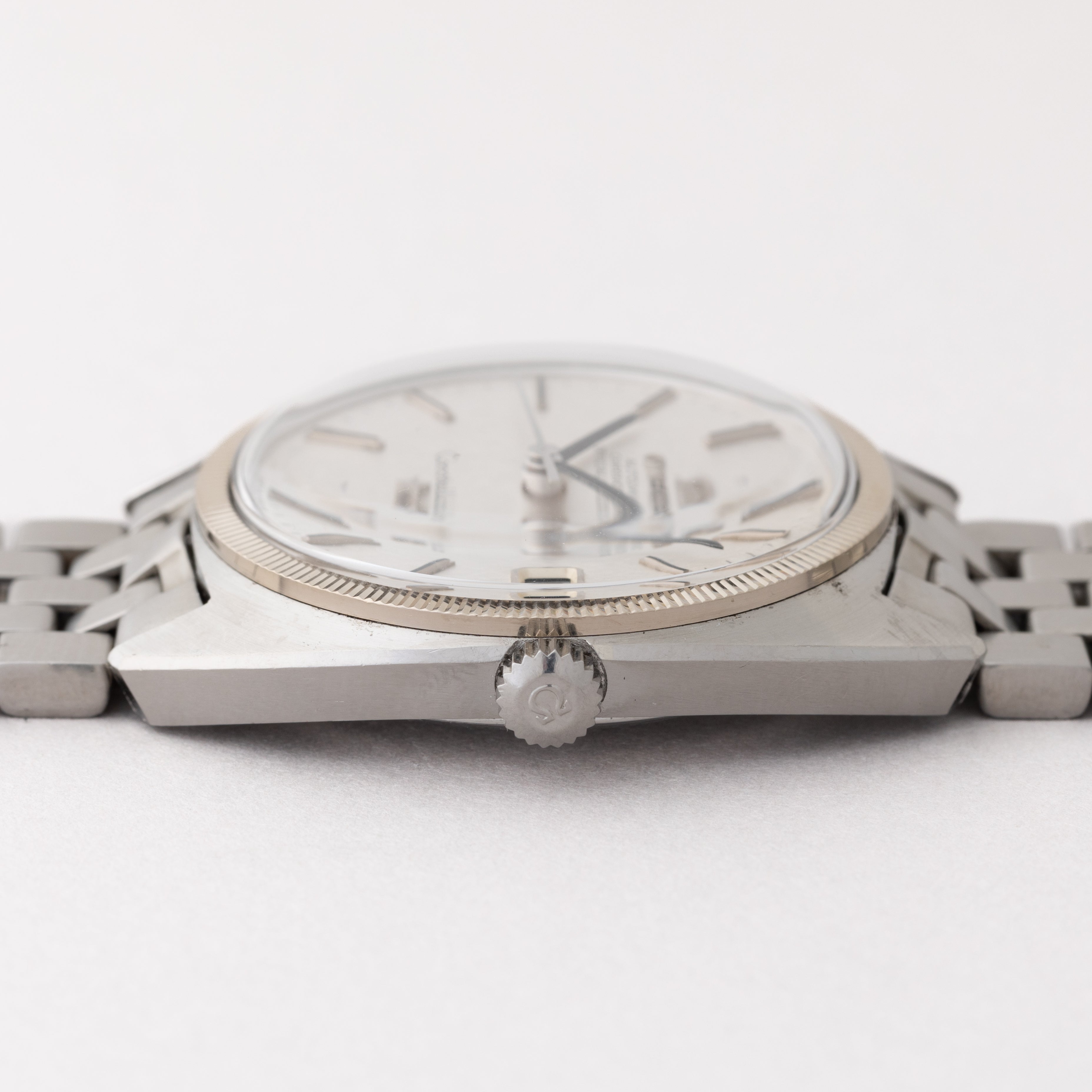 オメガ コンステレーション 1968年製 クロノメーター ジェンタ 前期 コインエッジベゼル ブレス付き