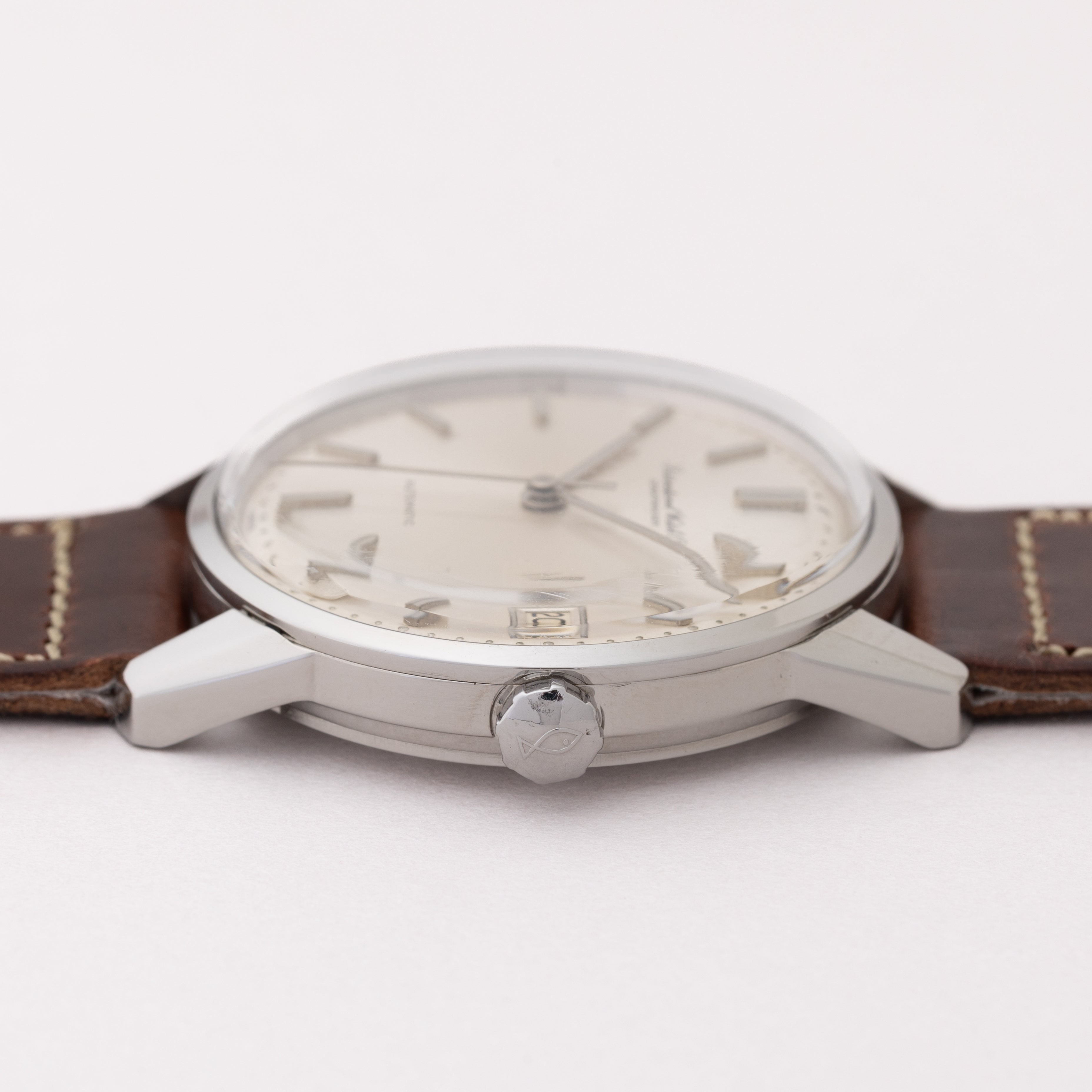 IWC ラウンドケース 1964年製 オートマチック Cal.8541