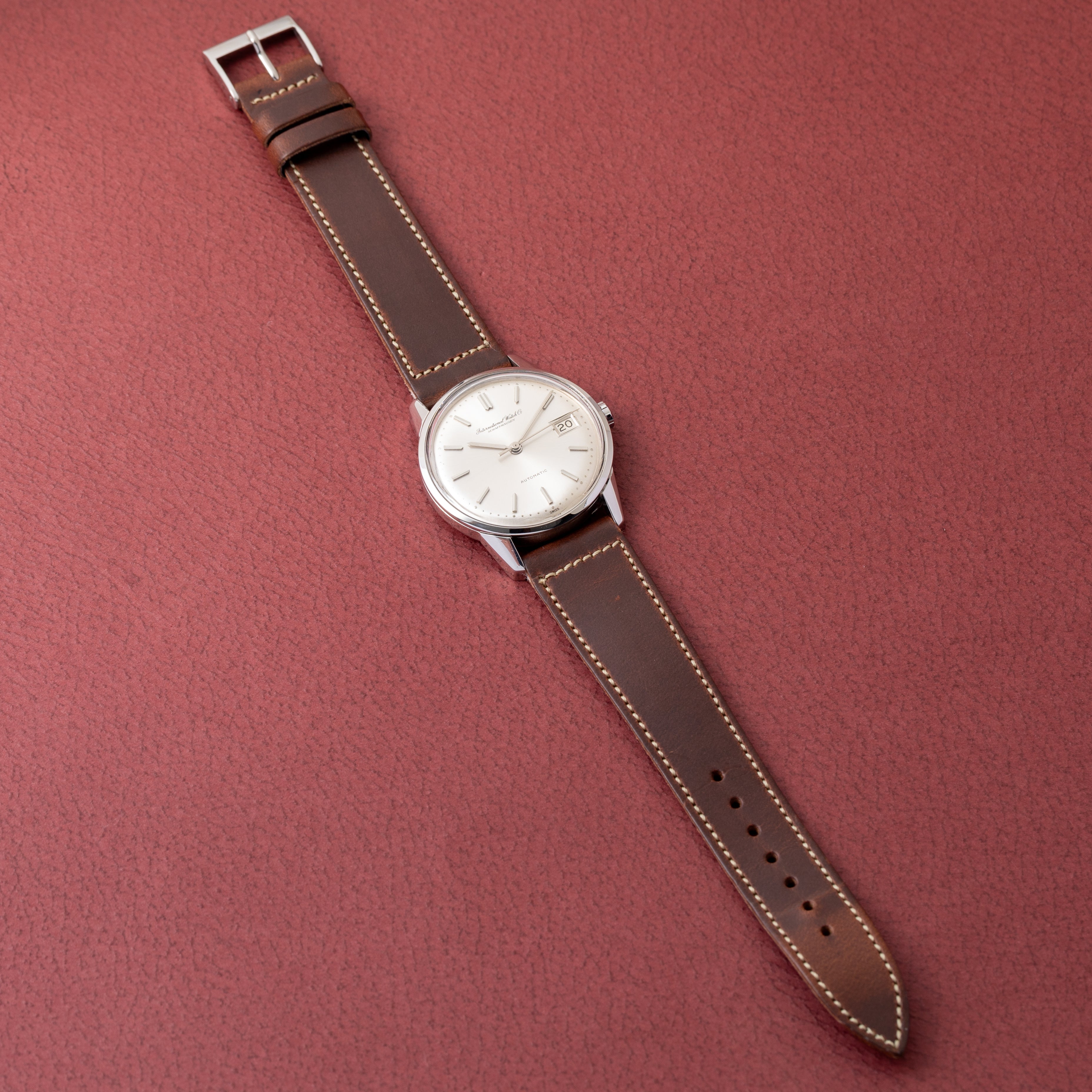 IWC ラウンドケース 1964年製 オートマチック Cal.8541