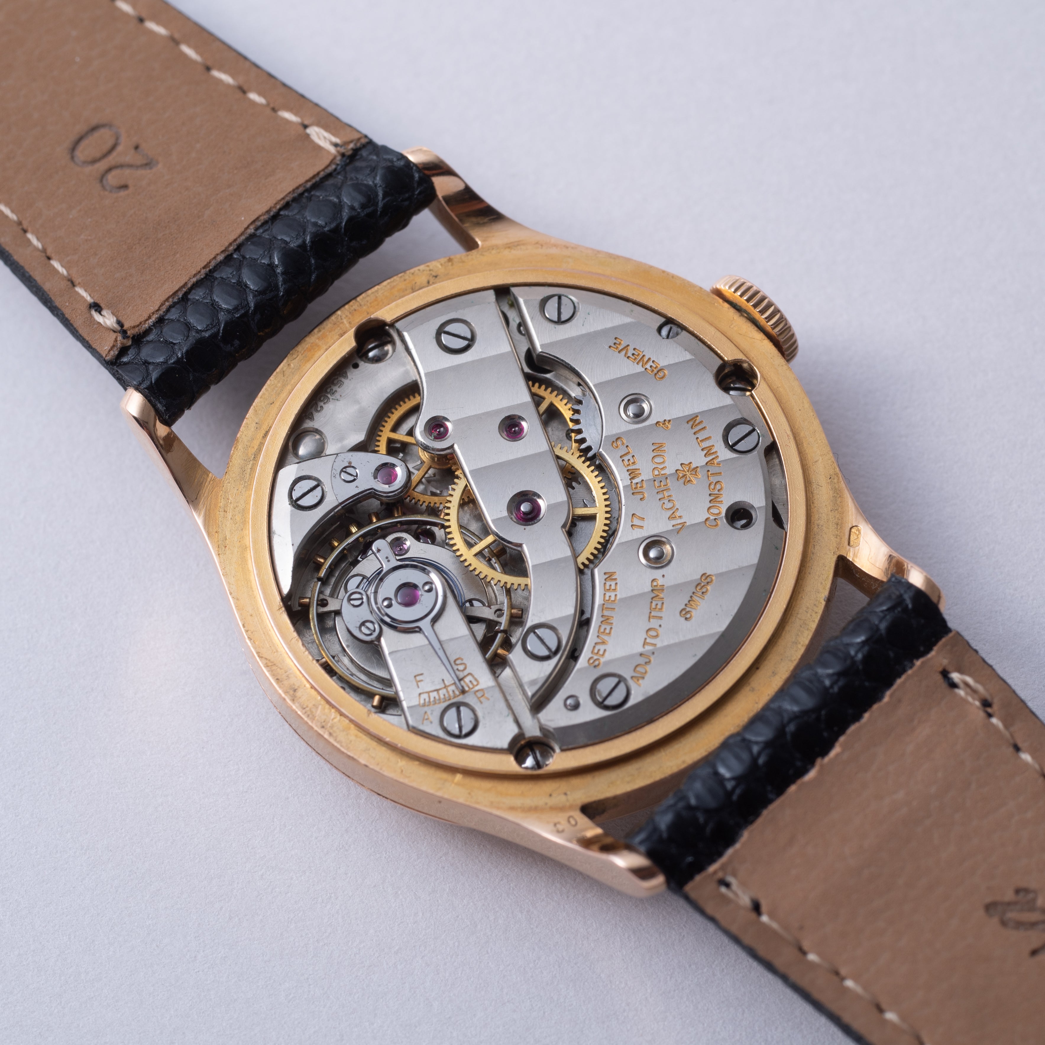 ヴァシュロン・コンスタンタン ラウンド18KPG スモールセコンド 1945年製 アーカイブ付き