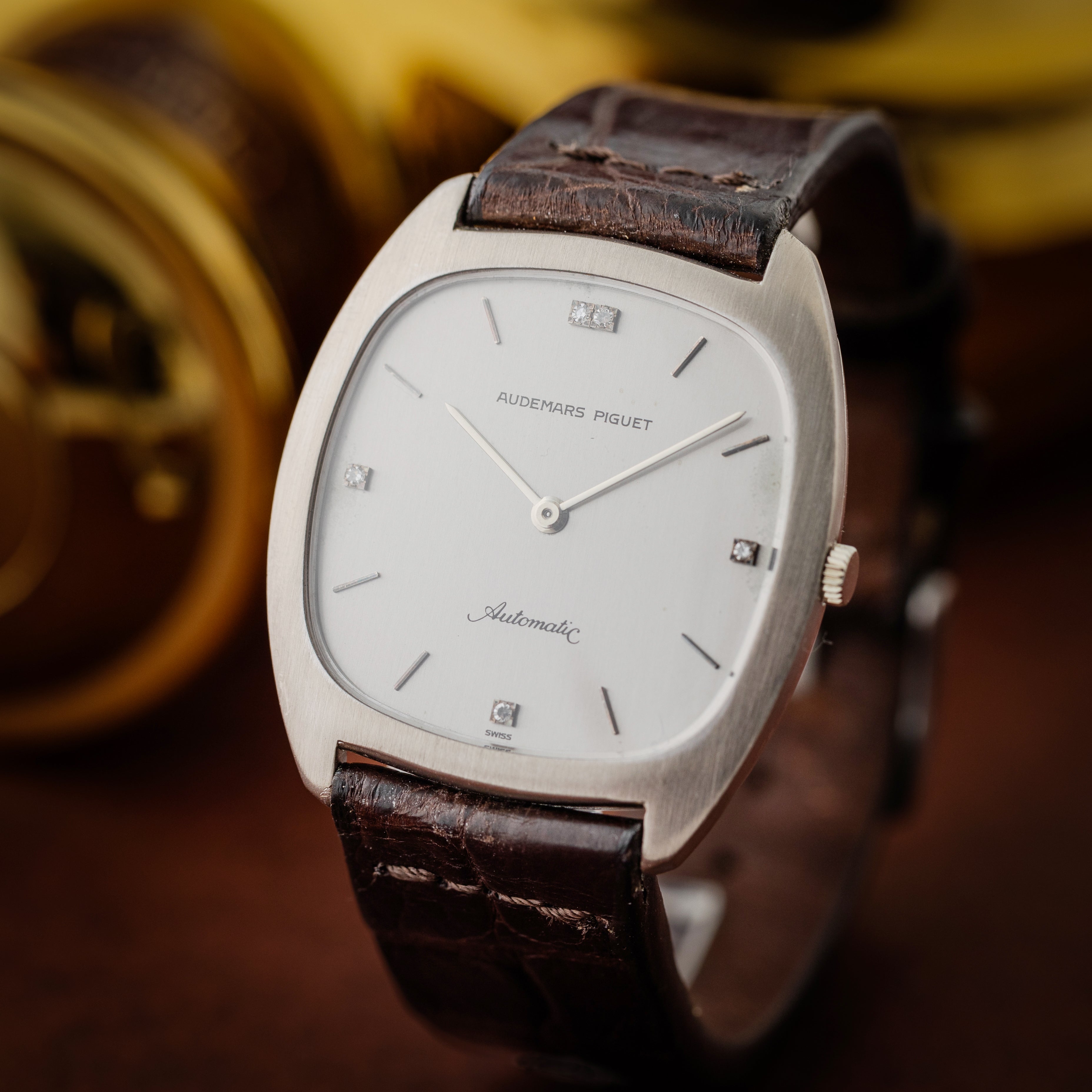 オーデマ・ピゲ Cライン18金無垢ホワイトゴールドケース5Pダイヤ 自動巻き スリム2針 1970年代製