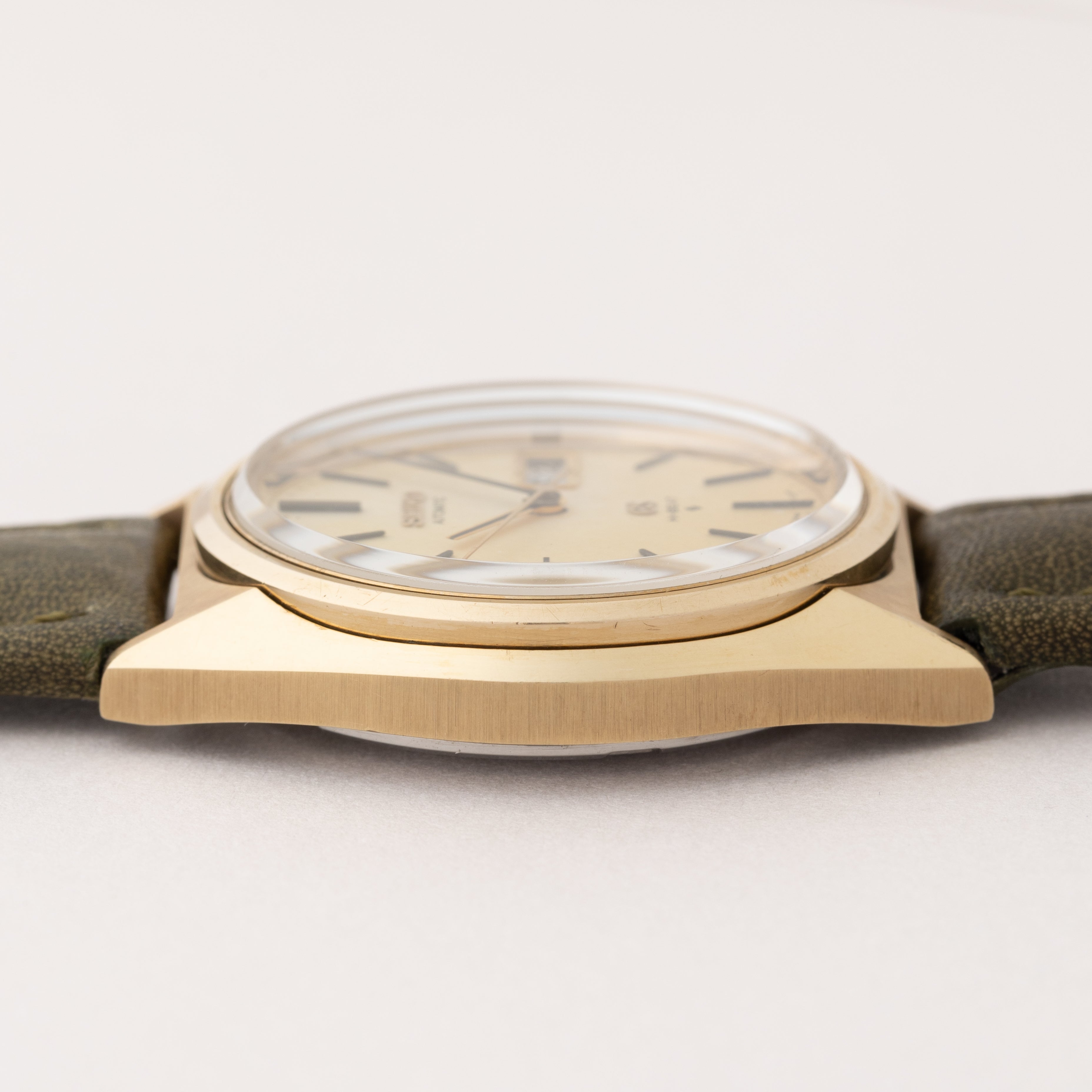 グランドセイコー 1973年製 Ref.5646-7010 56GS CAPゴールド デイデイト