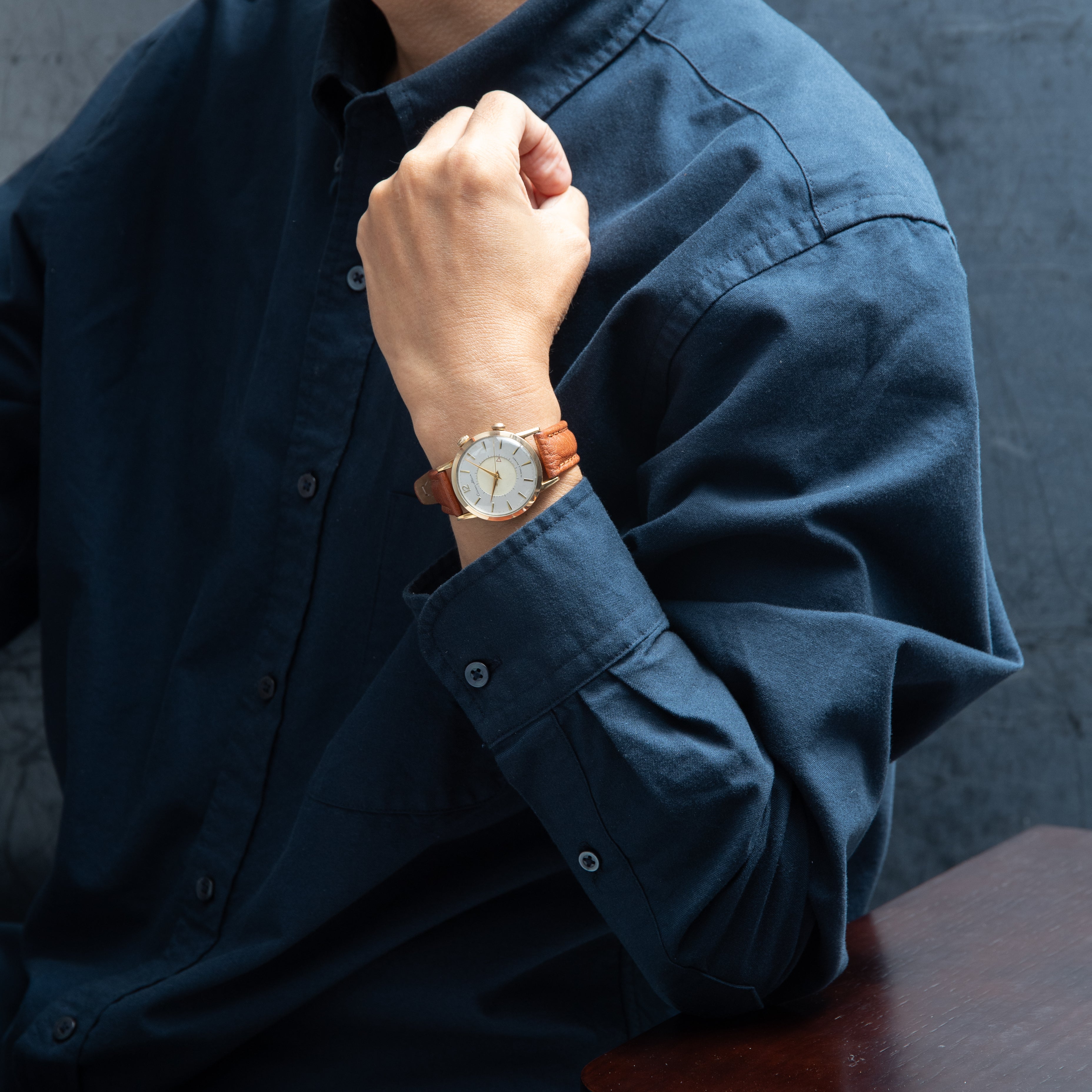 シチズン アラーム 手巻き 1959年製 ジャガールクルトフェイス 初期