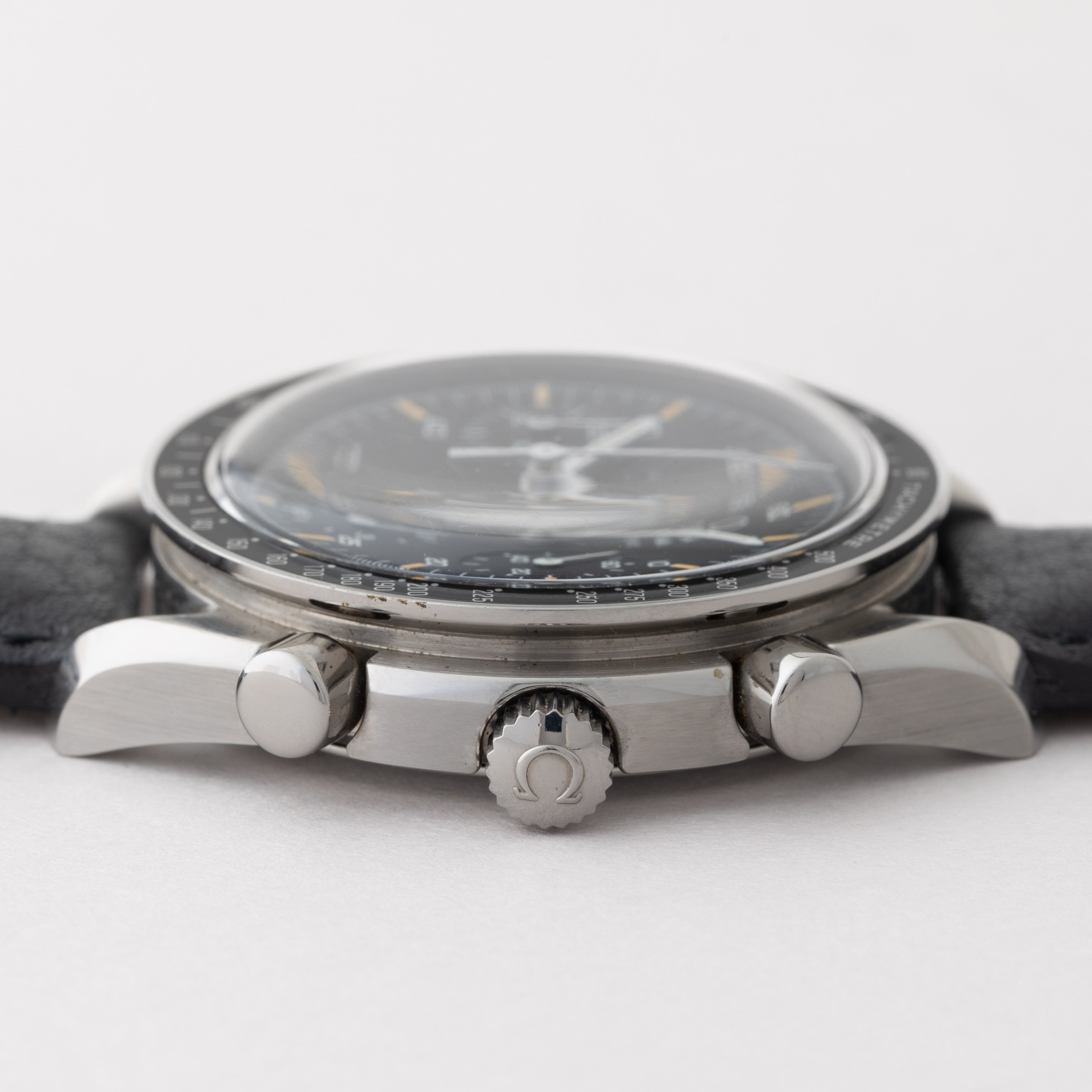 オメガ スピードマスター オートマチック 1995年製 純正革ベルト