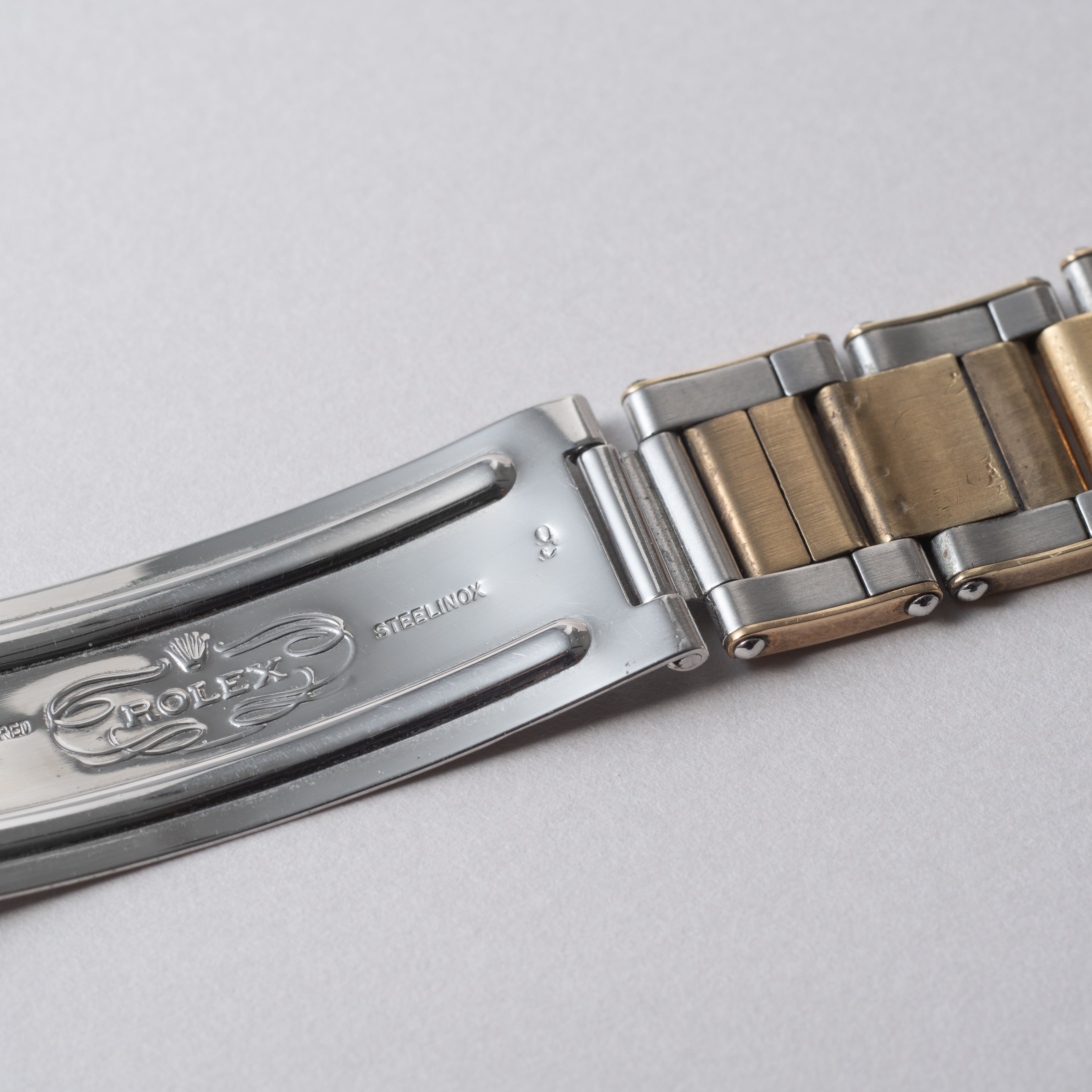 ロレックス GMTマスター 黒ツボ 1978年製 Ref.1675