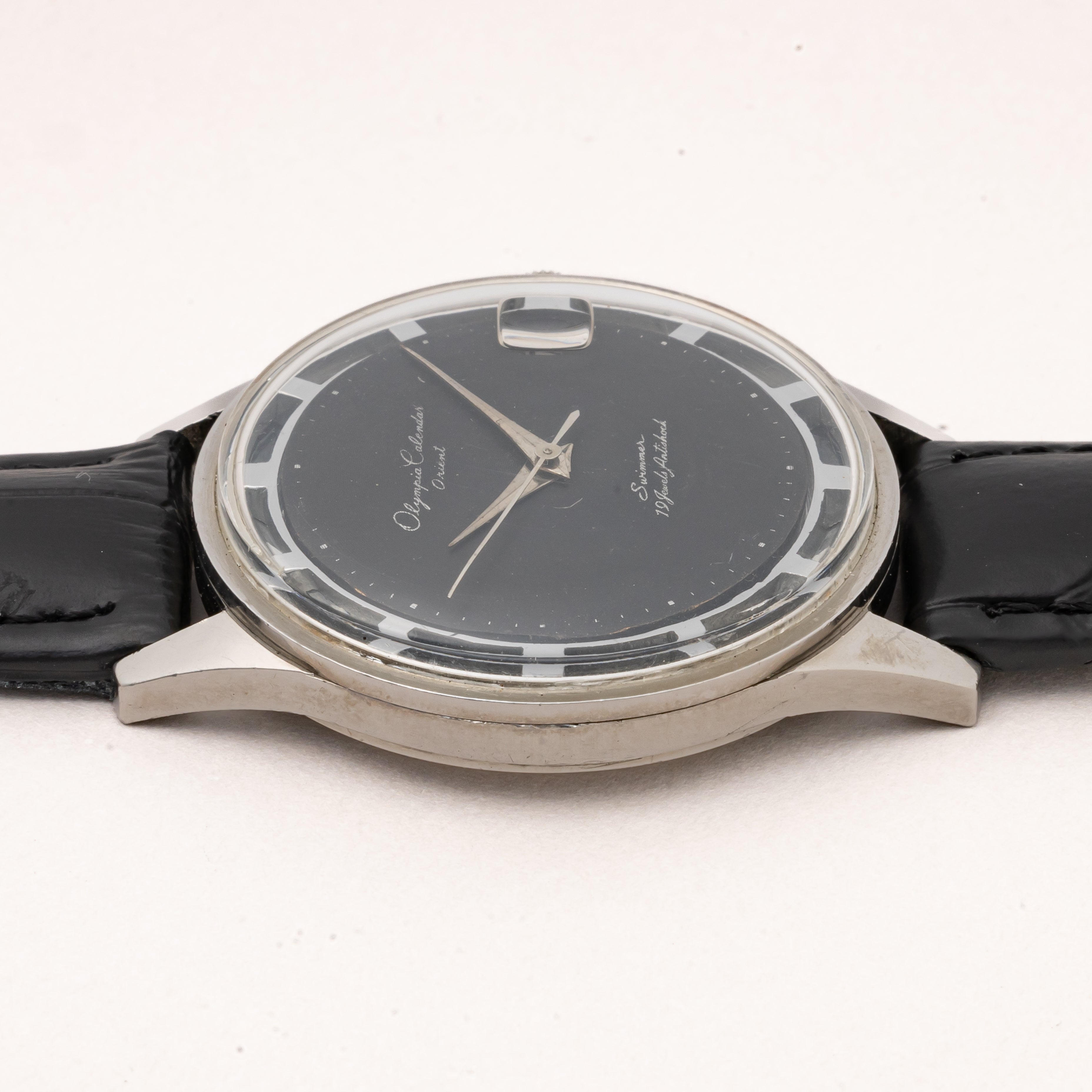 オリエント オリンピアカレンダー ブラックダイヤル 1960年代製