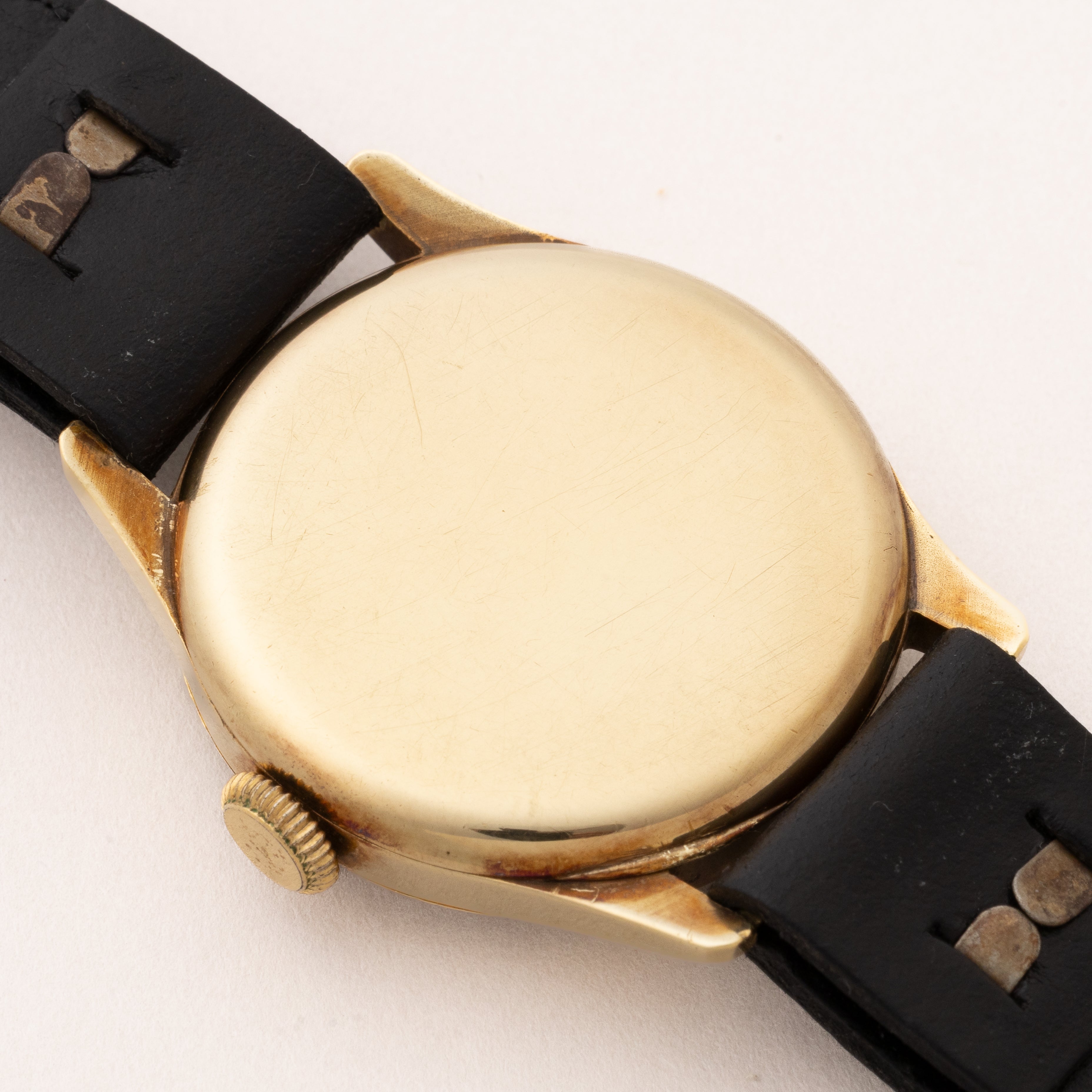 IWC オリジナルブラックダイヤル Cal.83 1937年製 14金無垢ケース 手巻 オールドインター