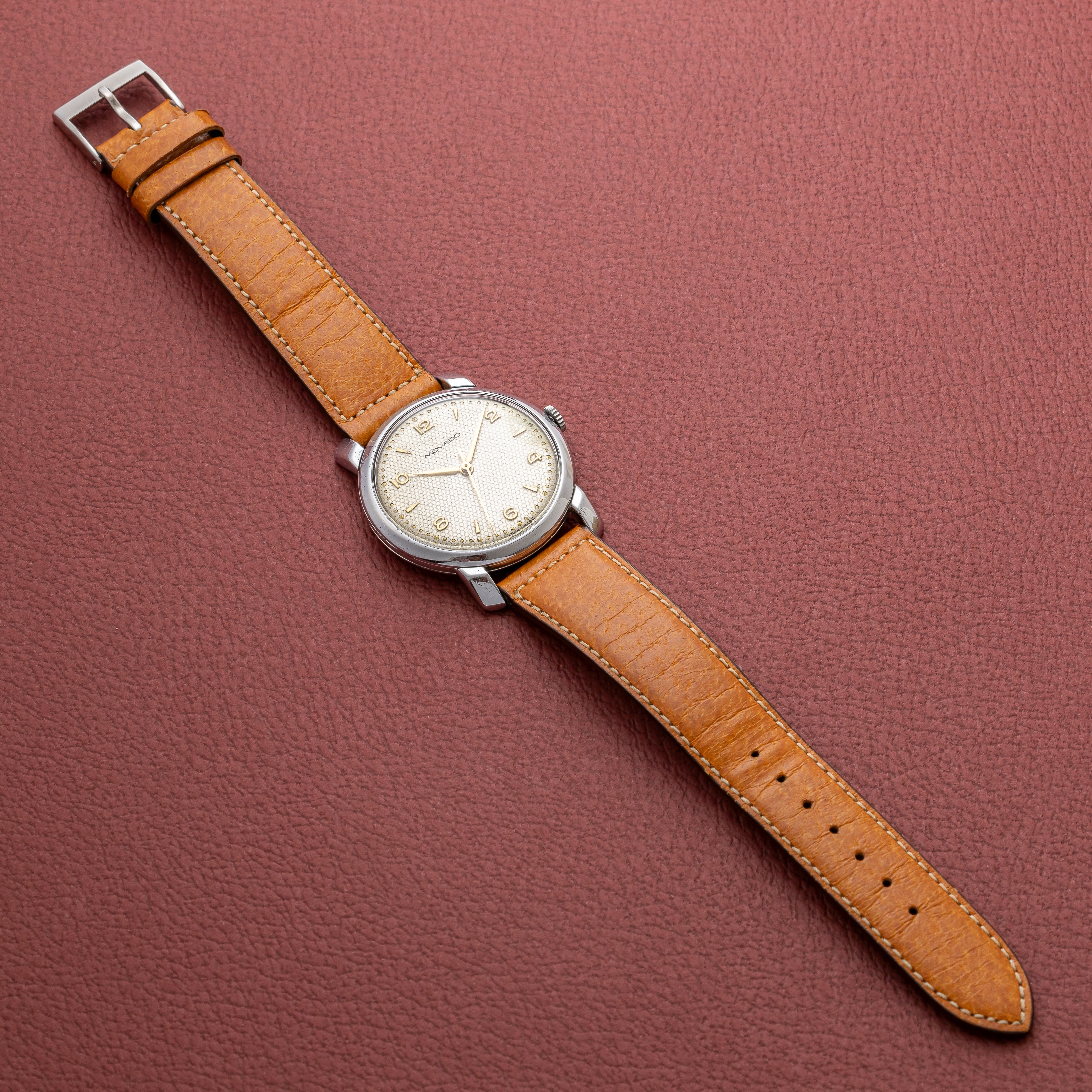 モバード ギョウシュダイヤル 手巻き 1950年代製 Ref.38257