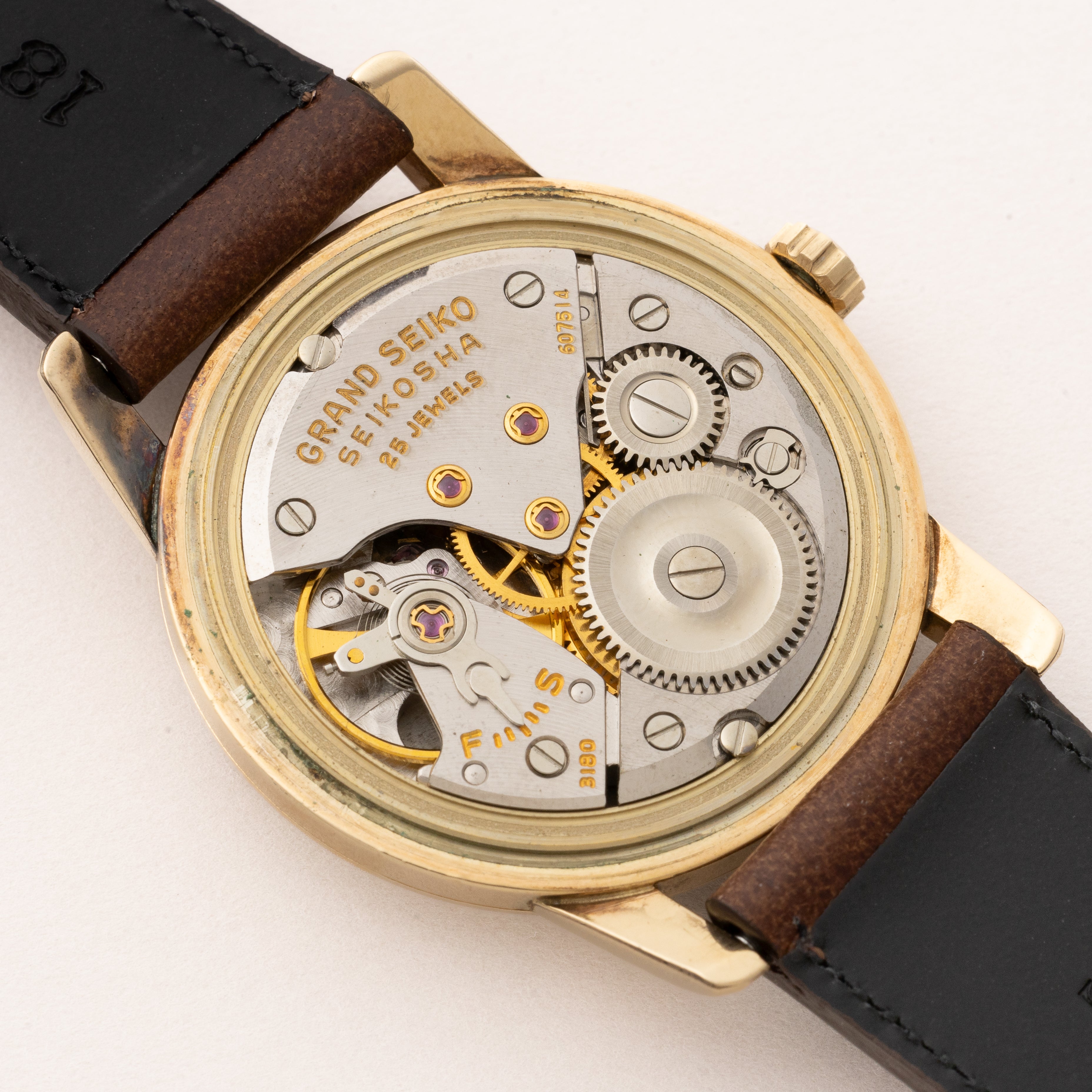 グランドセイコー ファースト 彫り文字盤 1961年製 フラット針 Ref.J14070