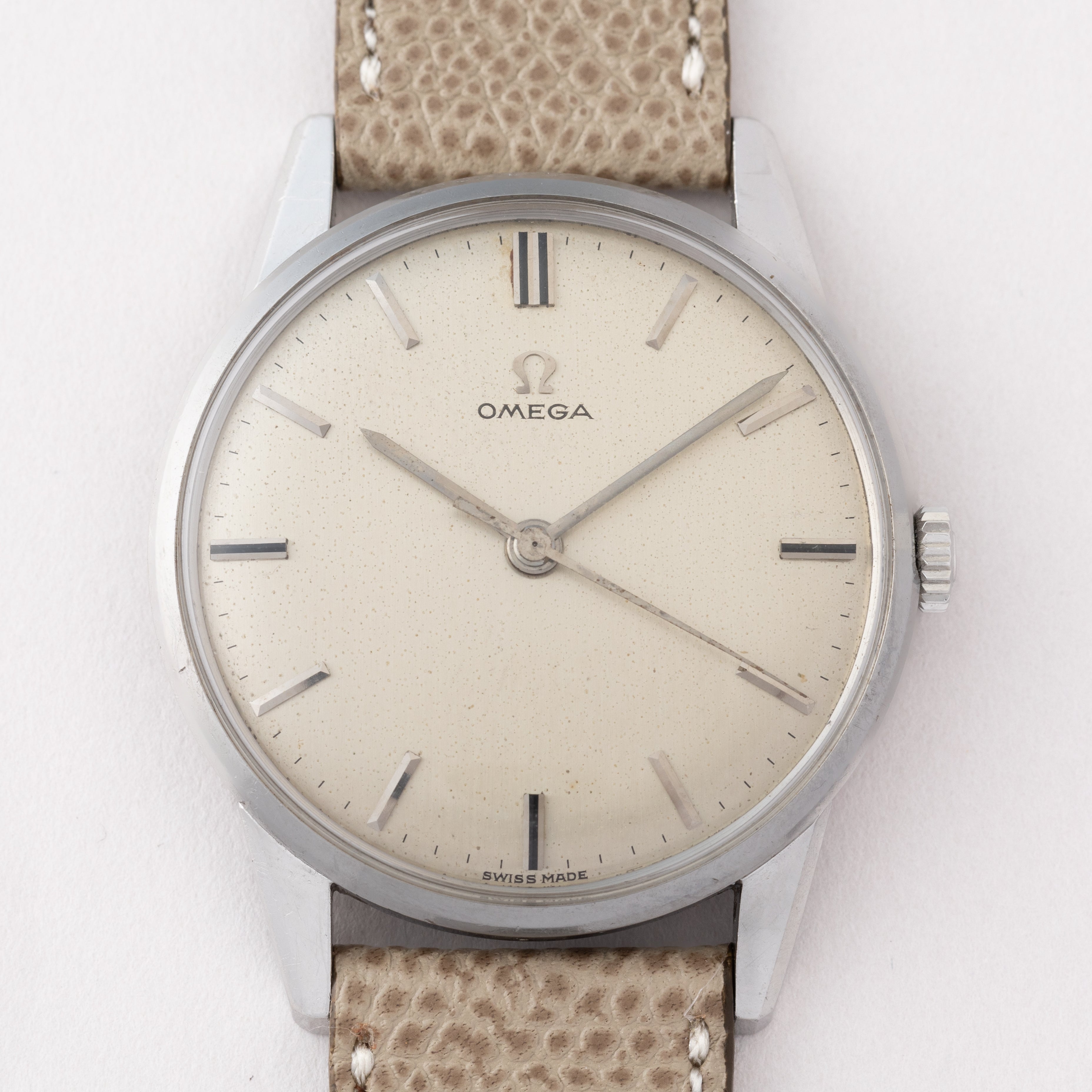 オメガ 30mmキャリバー Cal.285 シルバーダイヤル 1961年製 手巻き