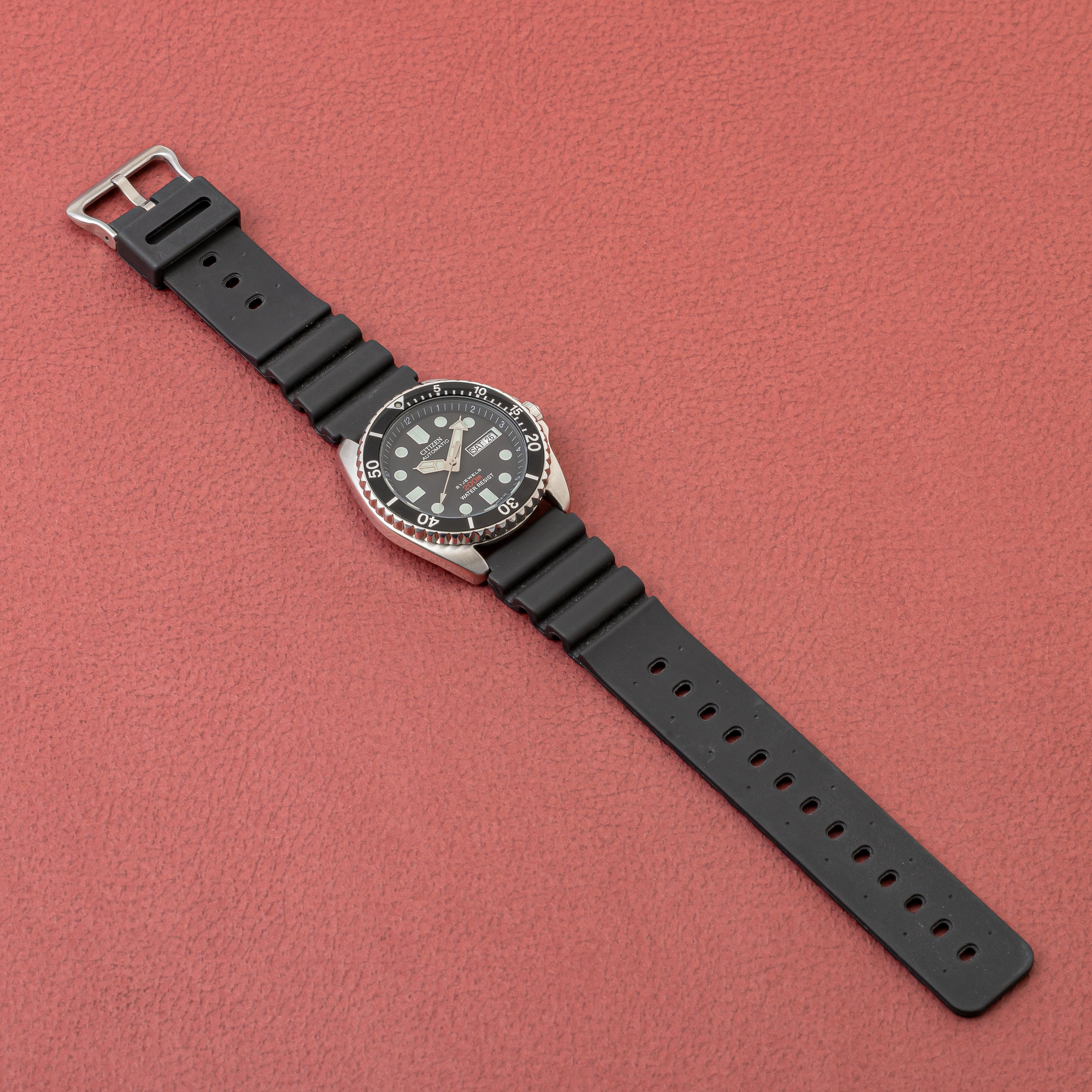 シチズン ダイバー 200m 1999年製 Ref.4-824164 Y