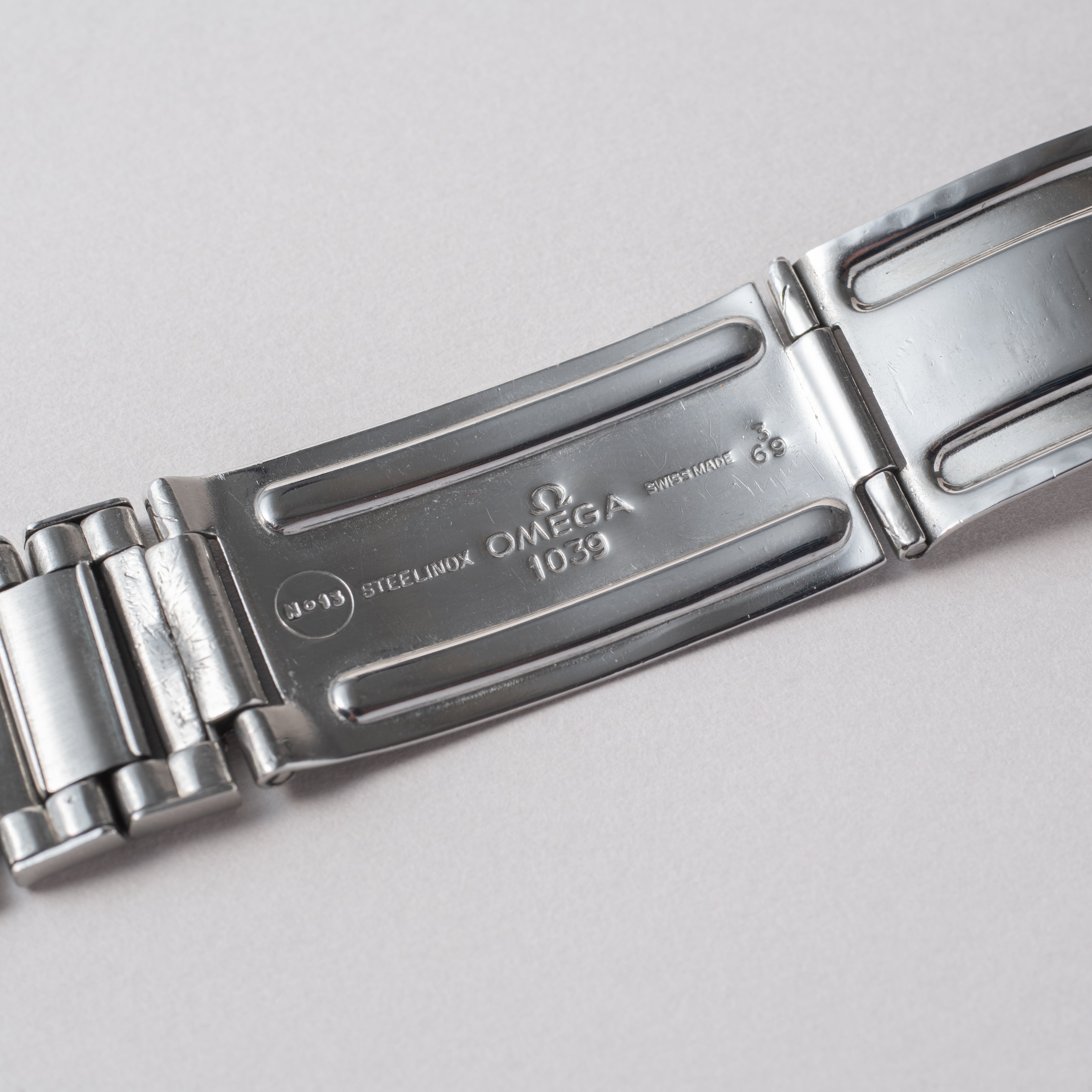 オメガ スピードマスター5th ブラウンチェンジ 1969年製 プロフェッショナル Ref.145.022 69ST キャタピラブレス