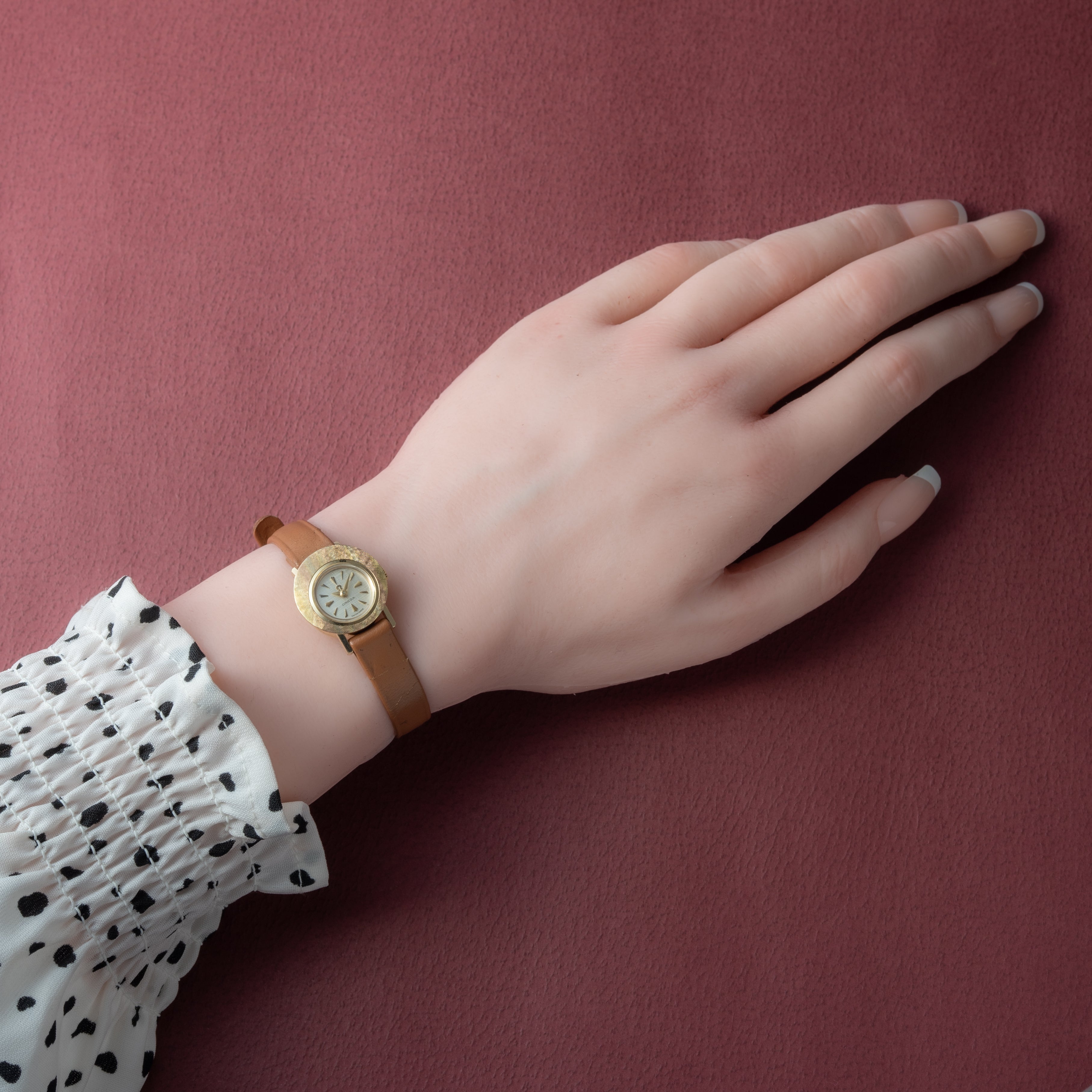 オメガレディース トリコロール 14金無垢 1960年製/昭和35年製 手巻き 箱付き