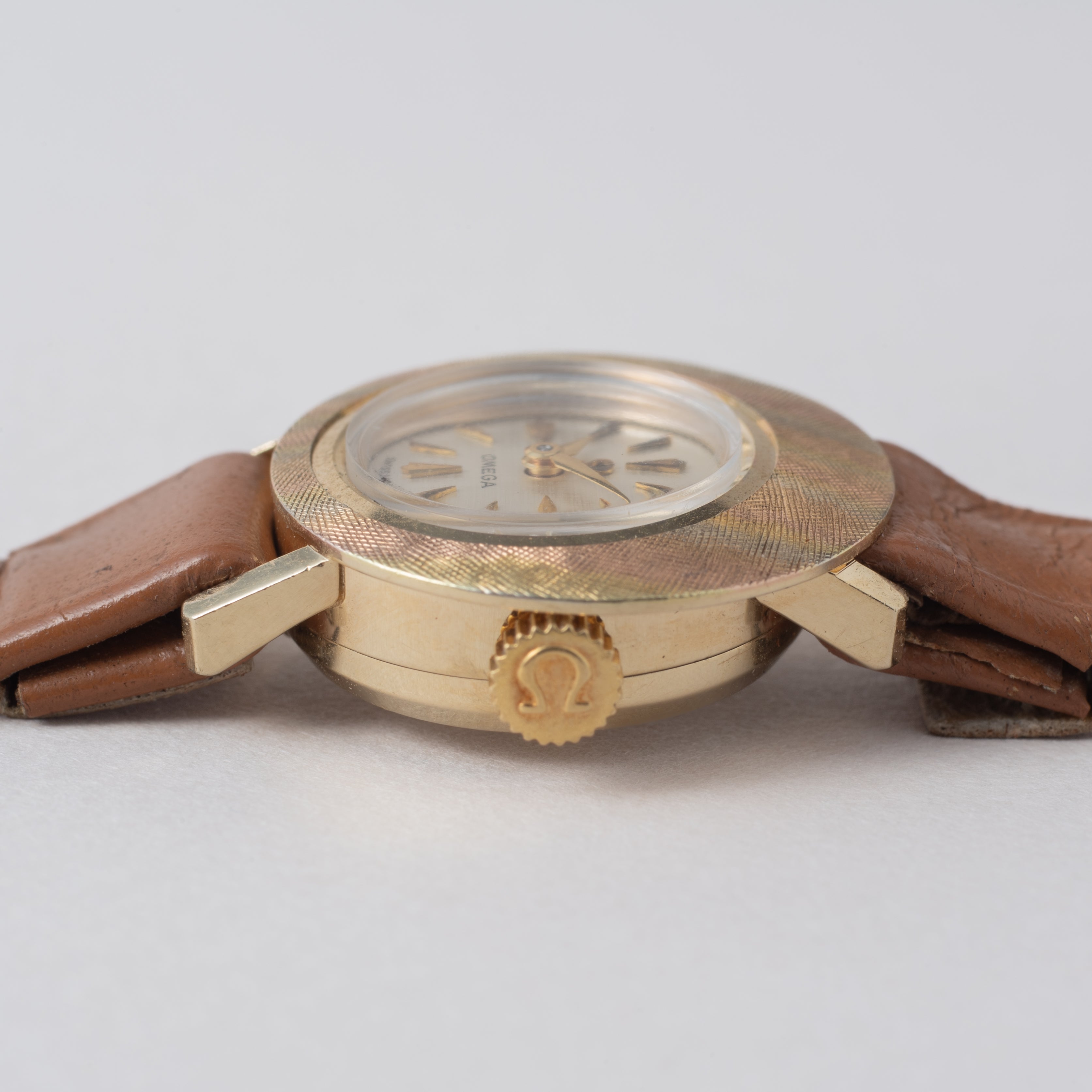 オメガレディース トリコロール 14金無垢 1960年製/昭和35年製 手巻き 箱付き