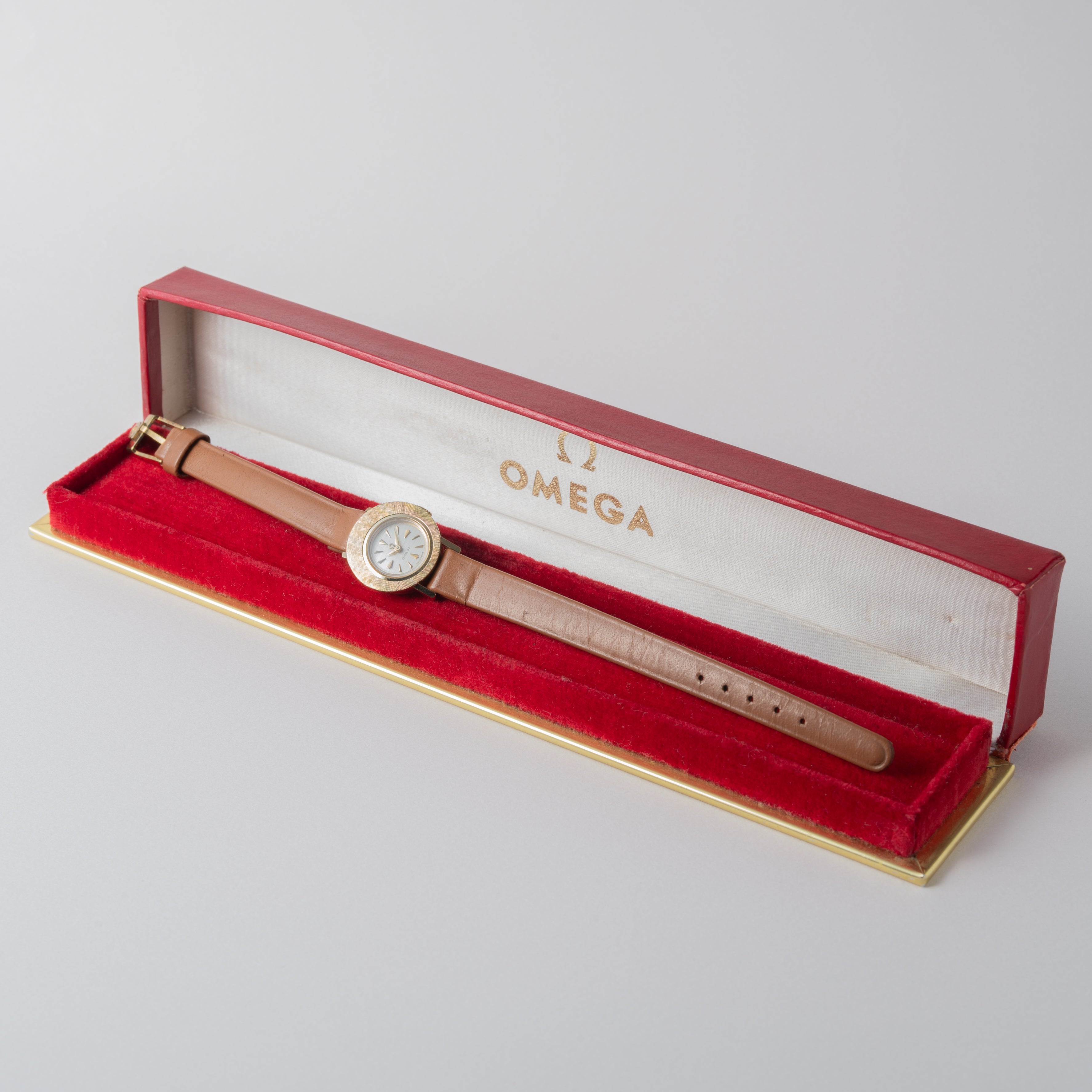 オメガレディース トリコロール 14金無垢 1960年製/昭和35年製 手巻き 箱付き