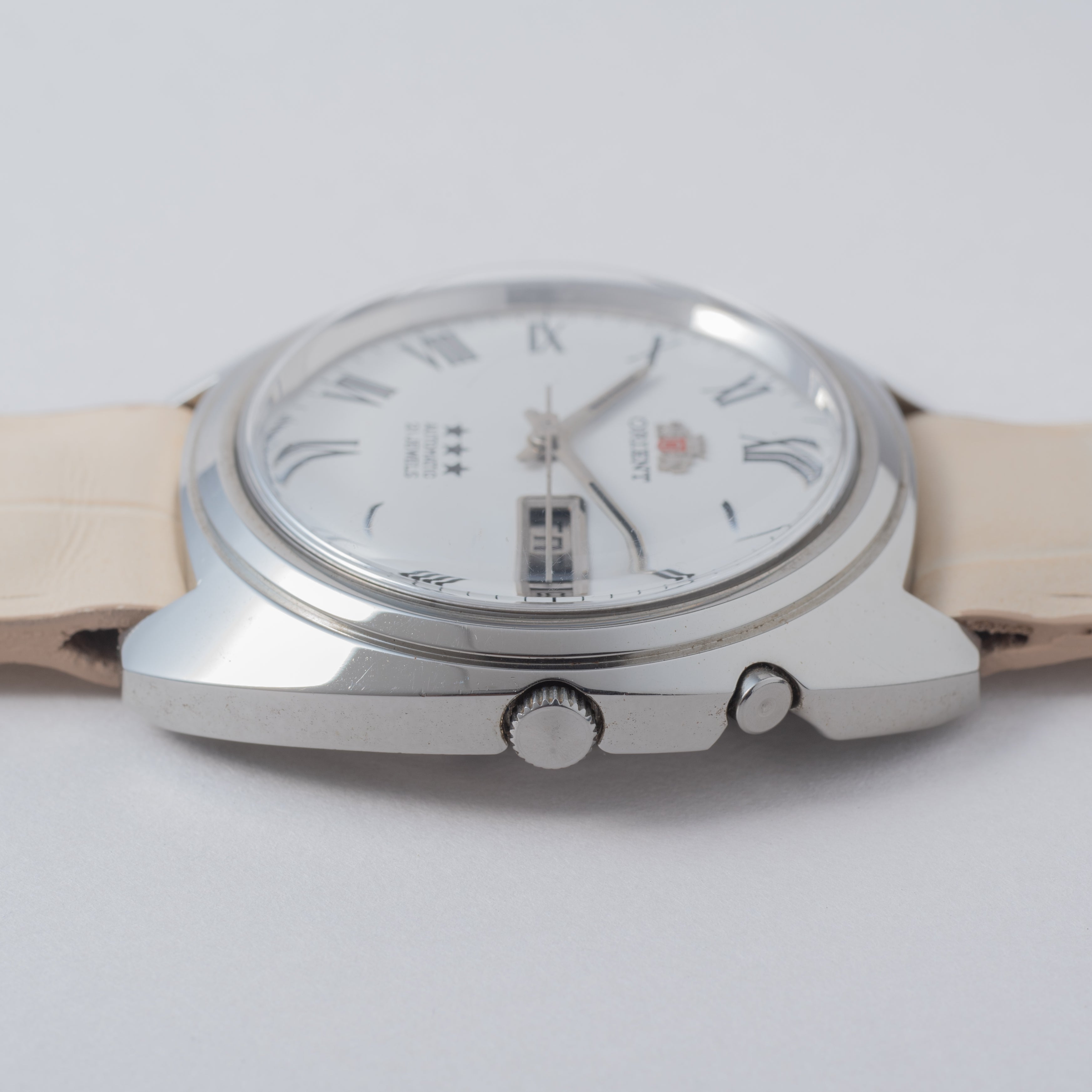 オリエント スリースター 1970年製/昭和45年製 ホワイトローマンダイヤル