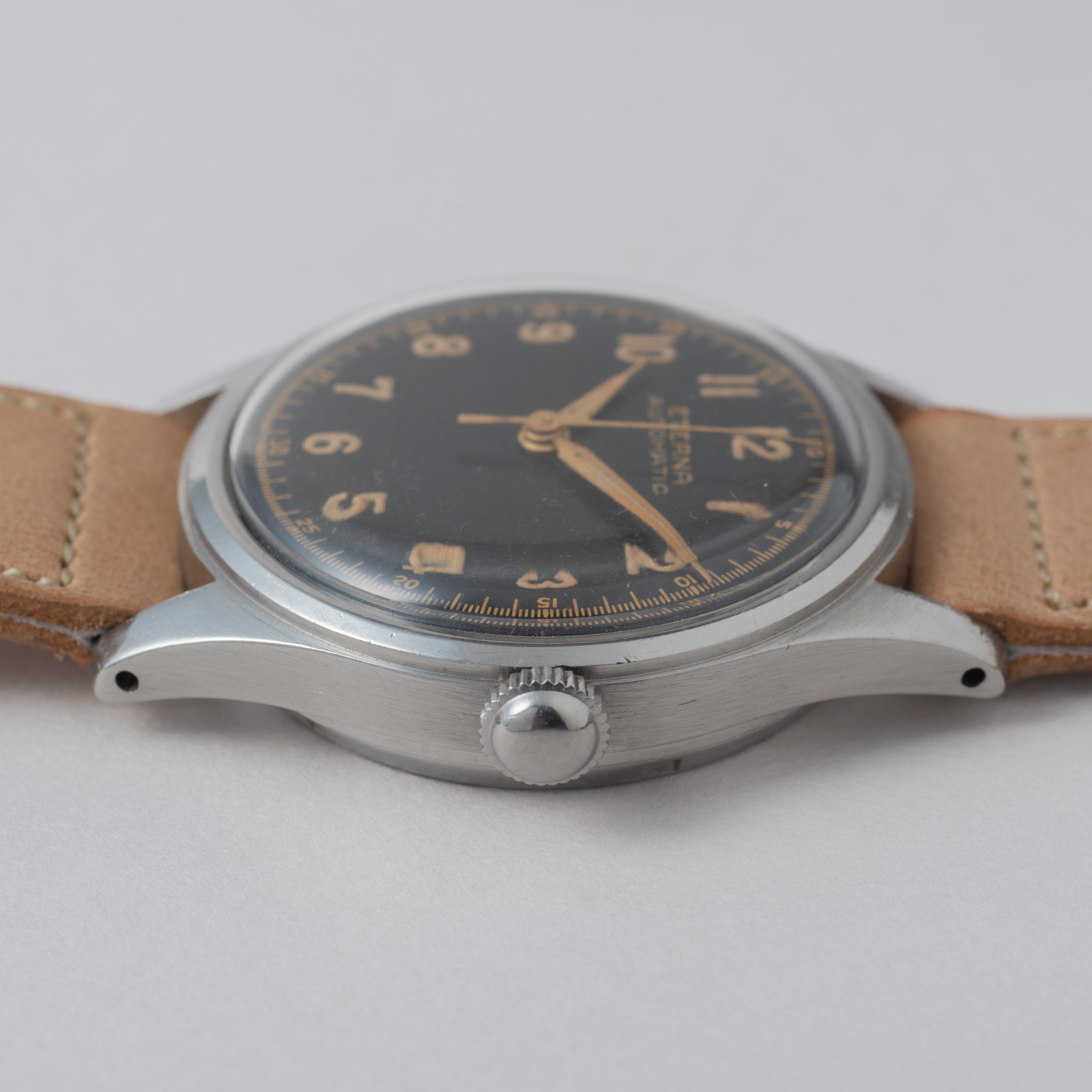 エテルナ ハーフローター ブラック 全アラビアダイヤル 1940年代