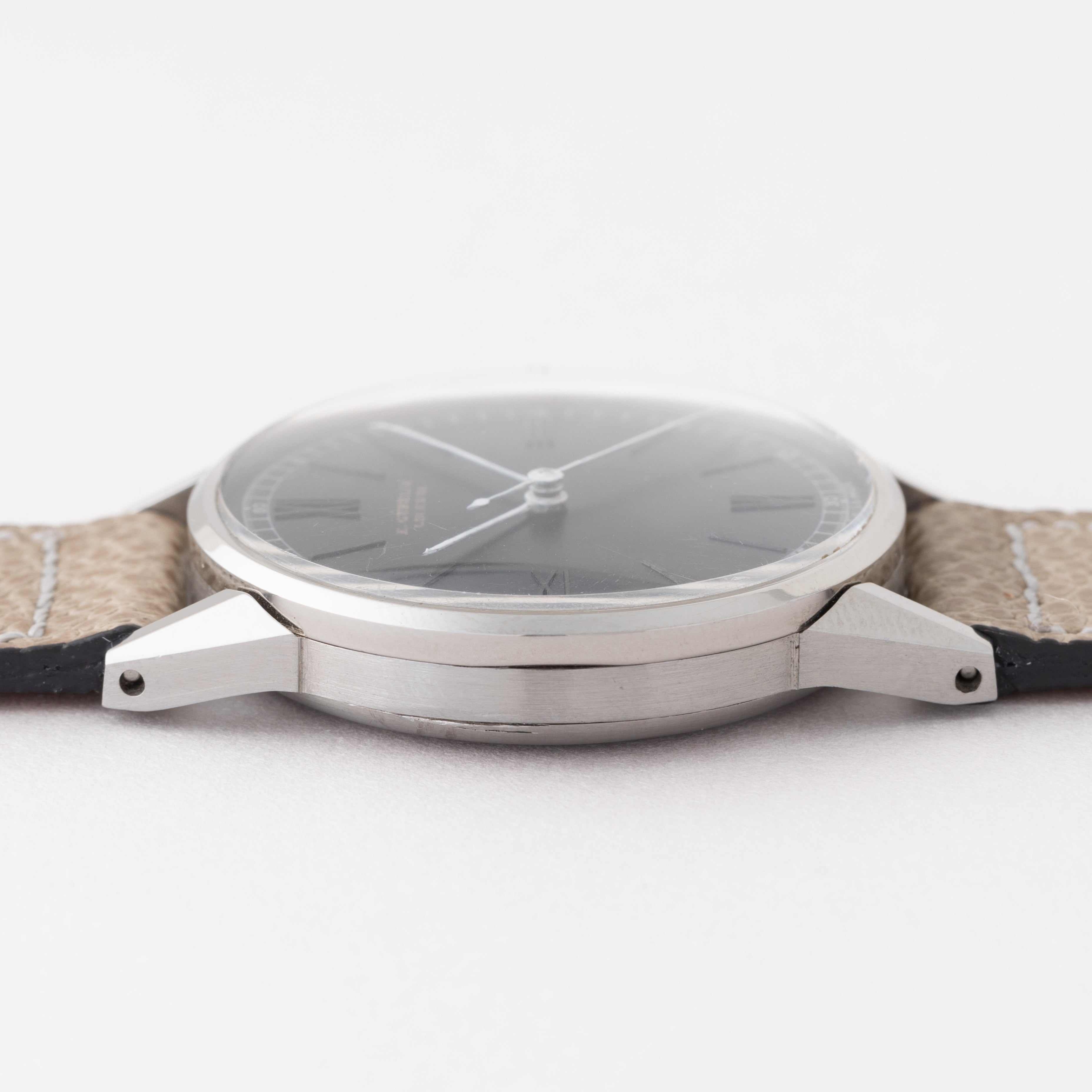 ギュブラン ラウンド 1940年代 手巻き ブラックダイヤル