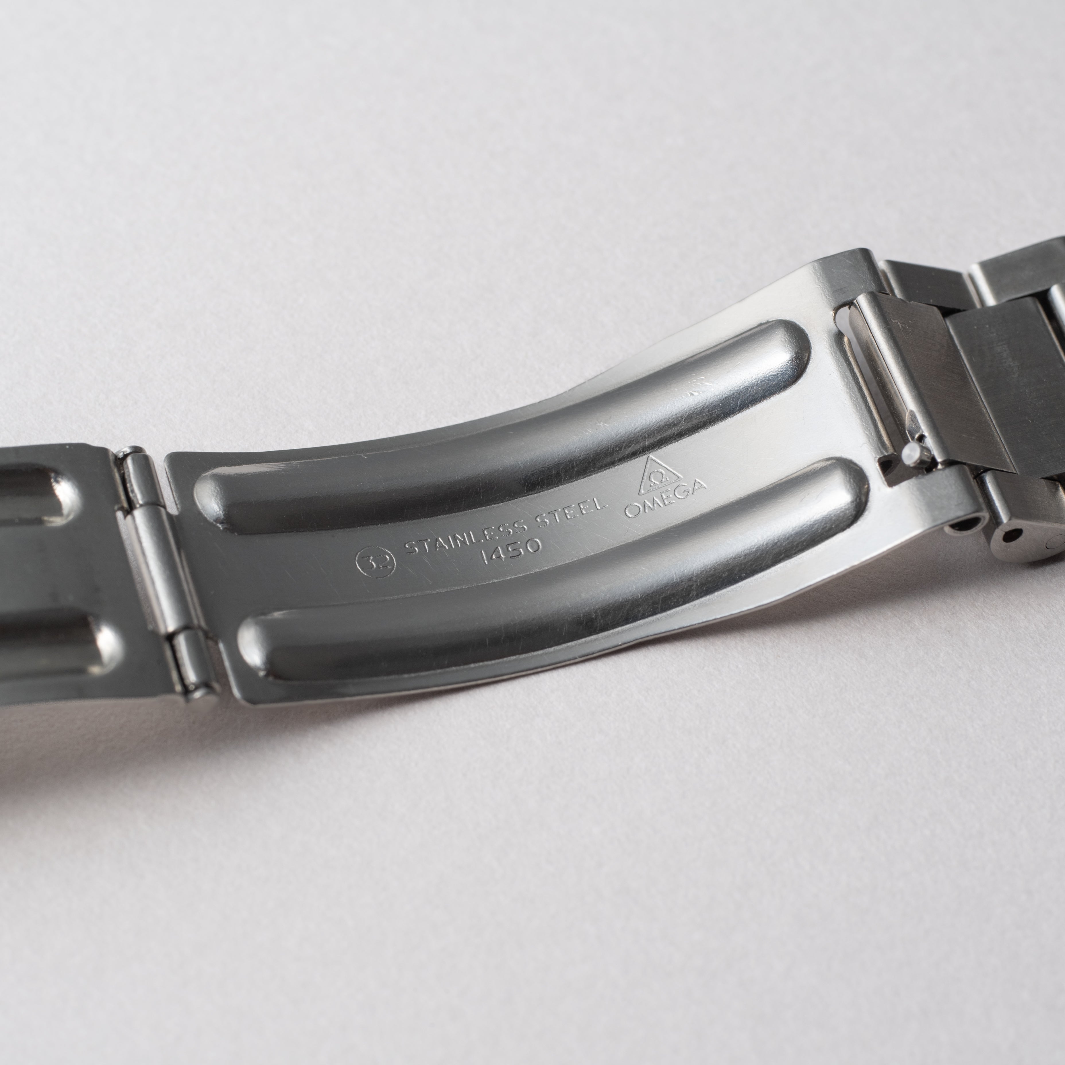 オメガスピードマスター プロフェッショナル 1986年製 裏スケルトン Ref.3450.808