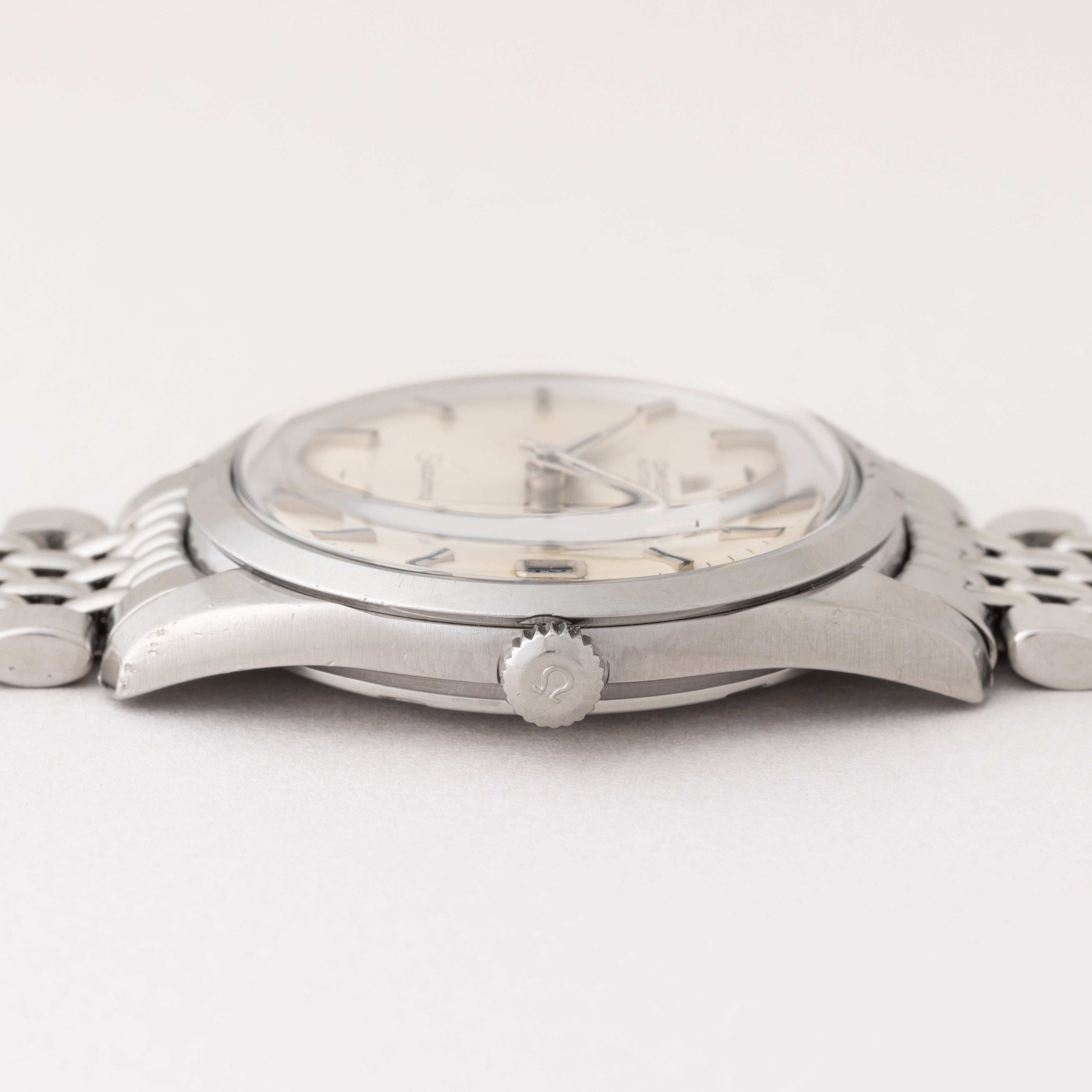 オメガ シーマスターオートマチック 1968年製 Cal.565 純正ブレス付き