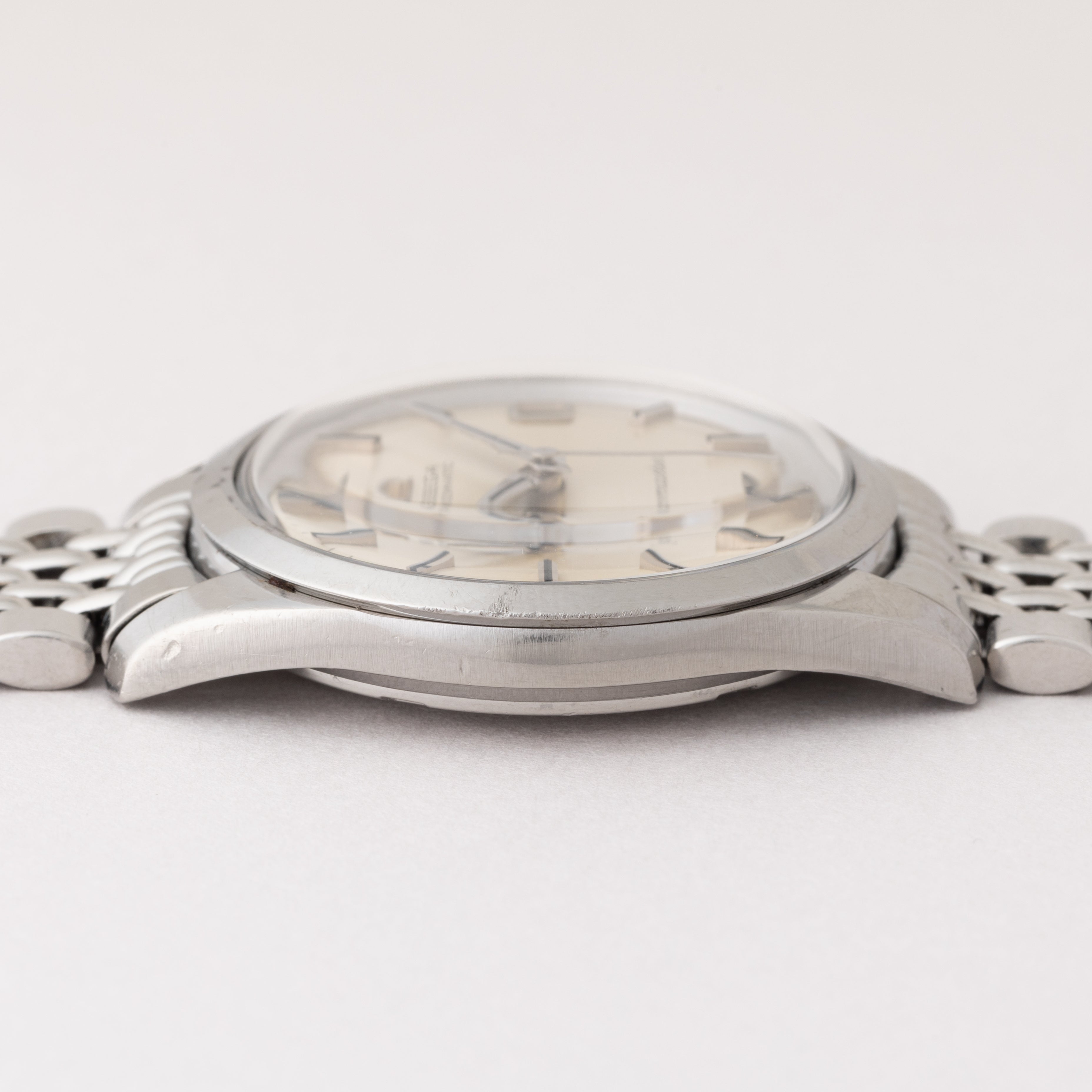 オメガ シーマスターオートマチック 1968年製 Cal.565 純正ブレス付き