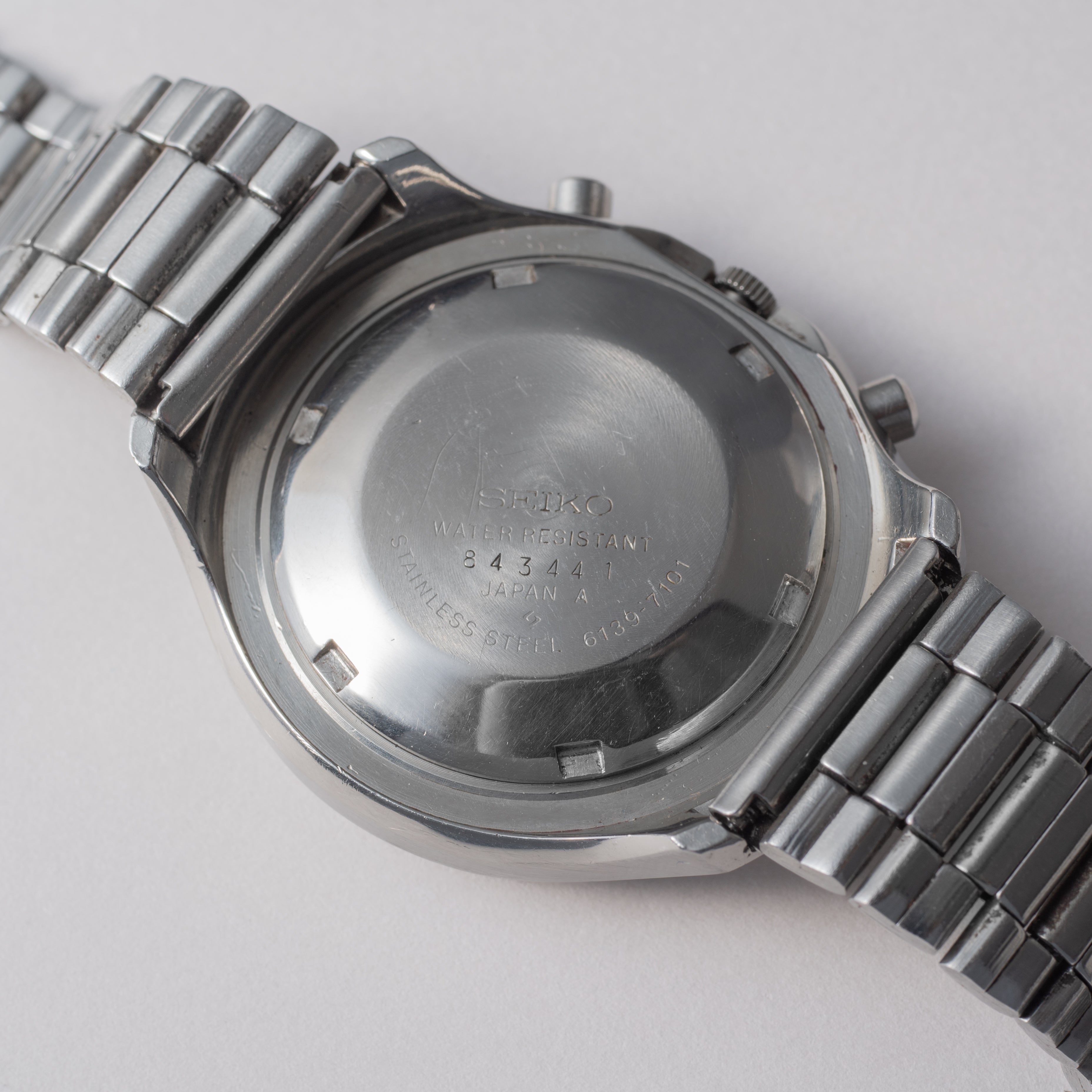 セイコー クロノグラフ ヘルメット1978年製 ホワイトダイヤル Ref.6139-7101