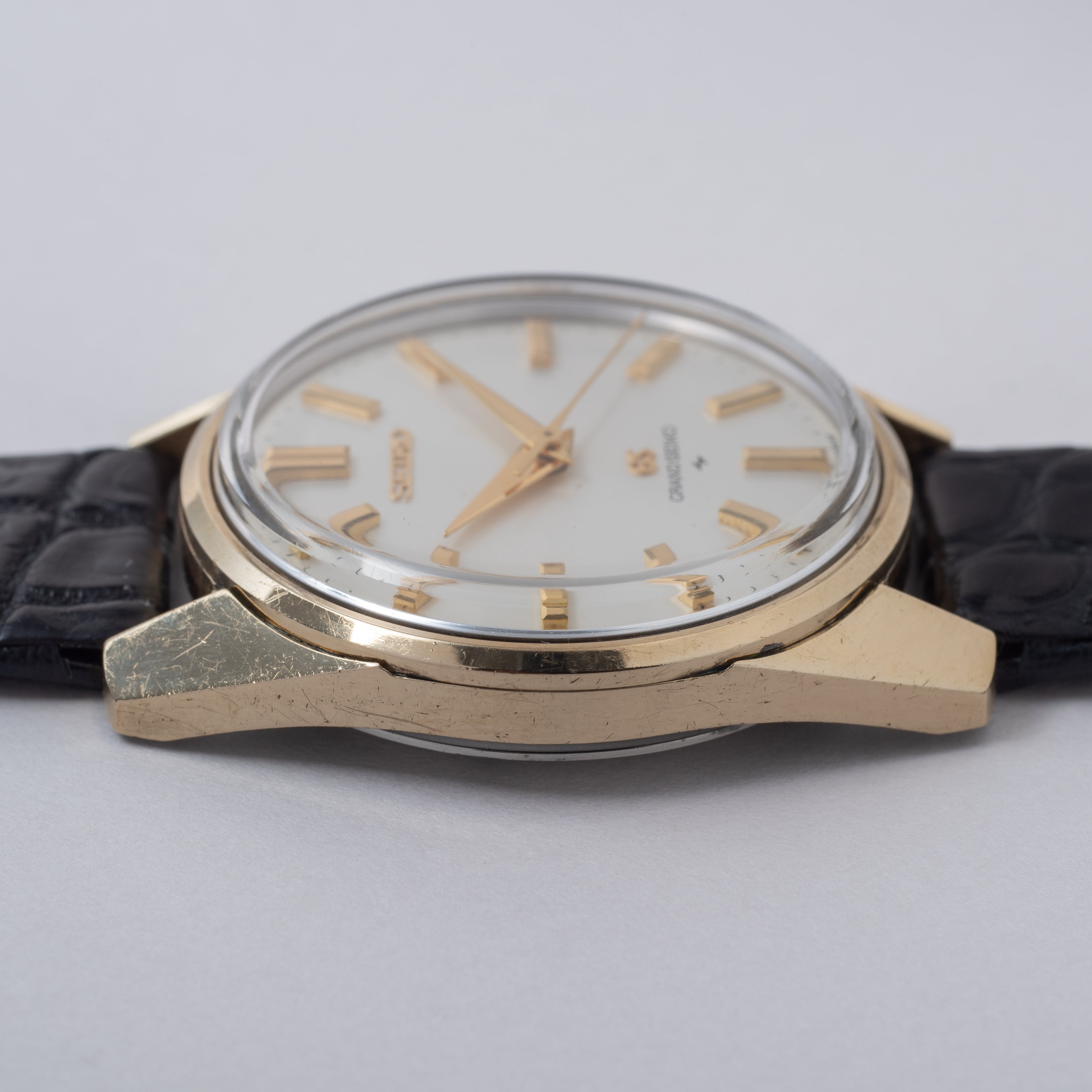 グランドセイコー CAP GOLD 1967年製 手巻き 44GS Ref.4420-9990 純正尾錠付き