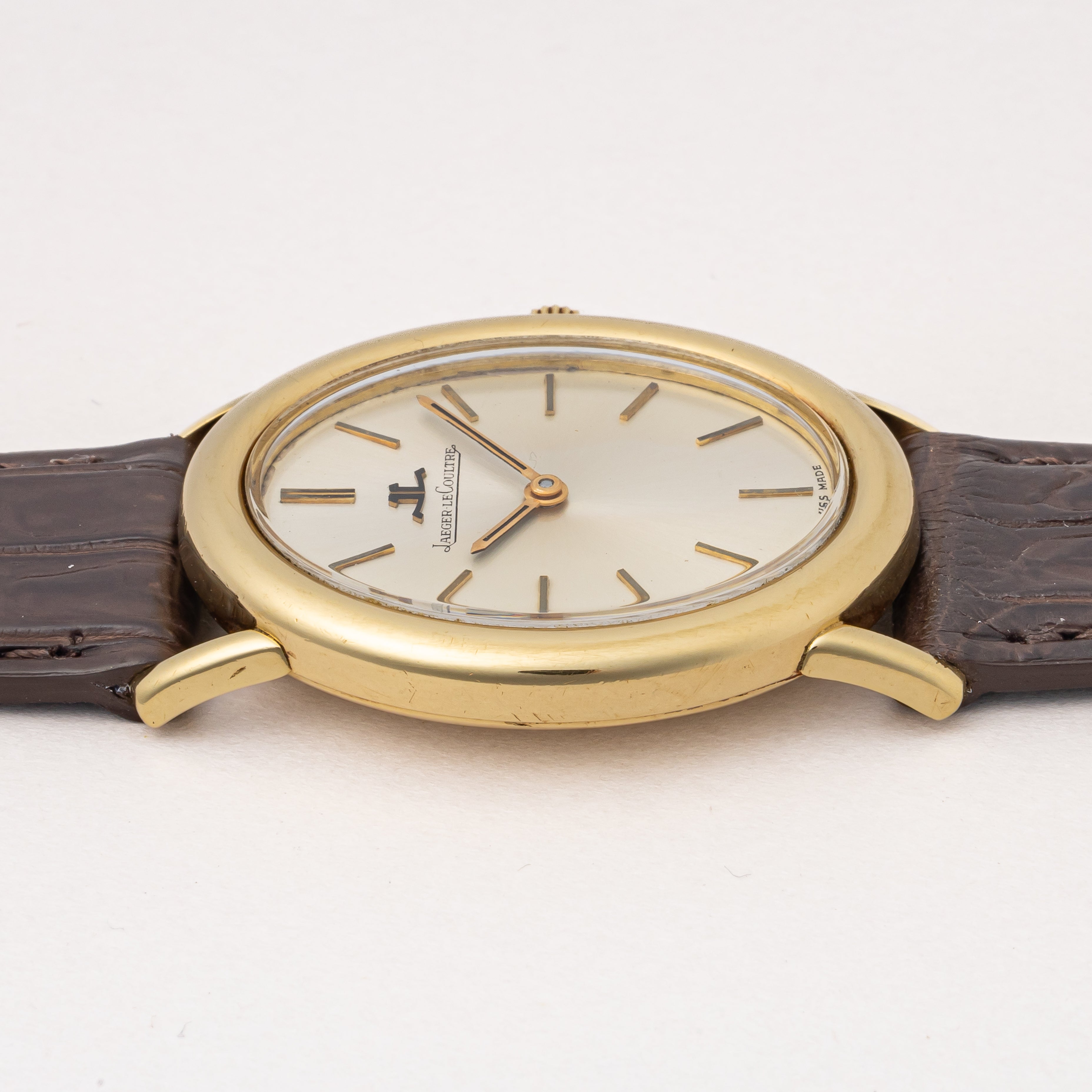 ジャガールクルト 18金無垢オーバル型ケース 1971年保証書 ギャラ付き