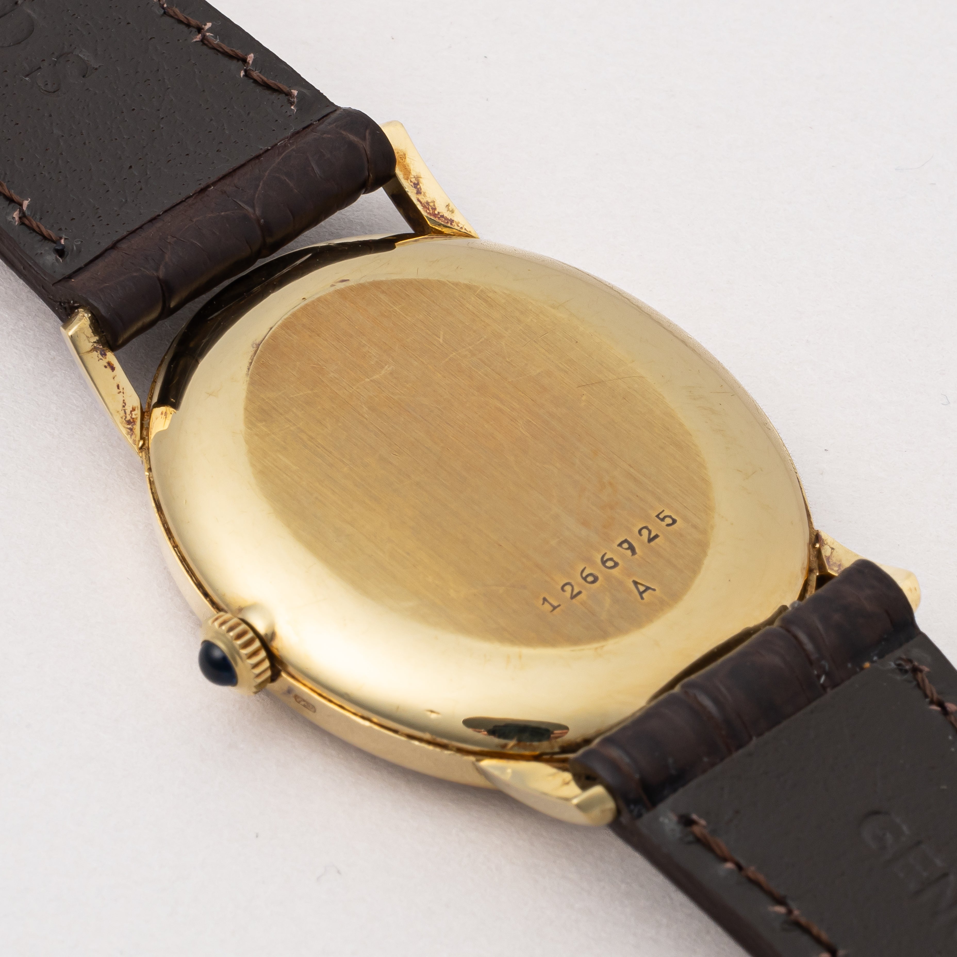 ジャガールクルト 18金無垢オーバル型ケース 1971年保証書 ギャラ付き