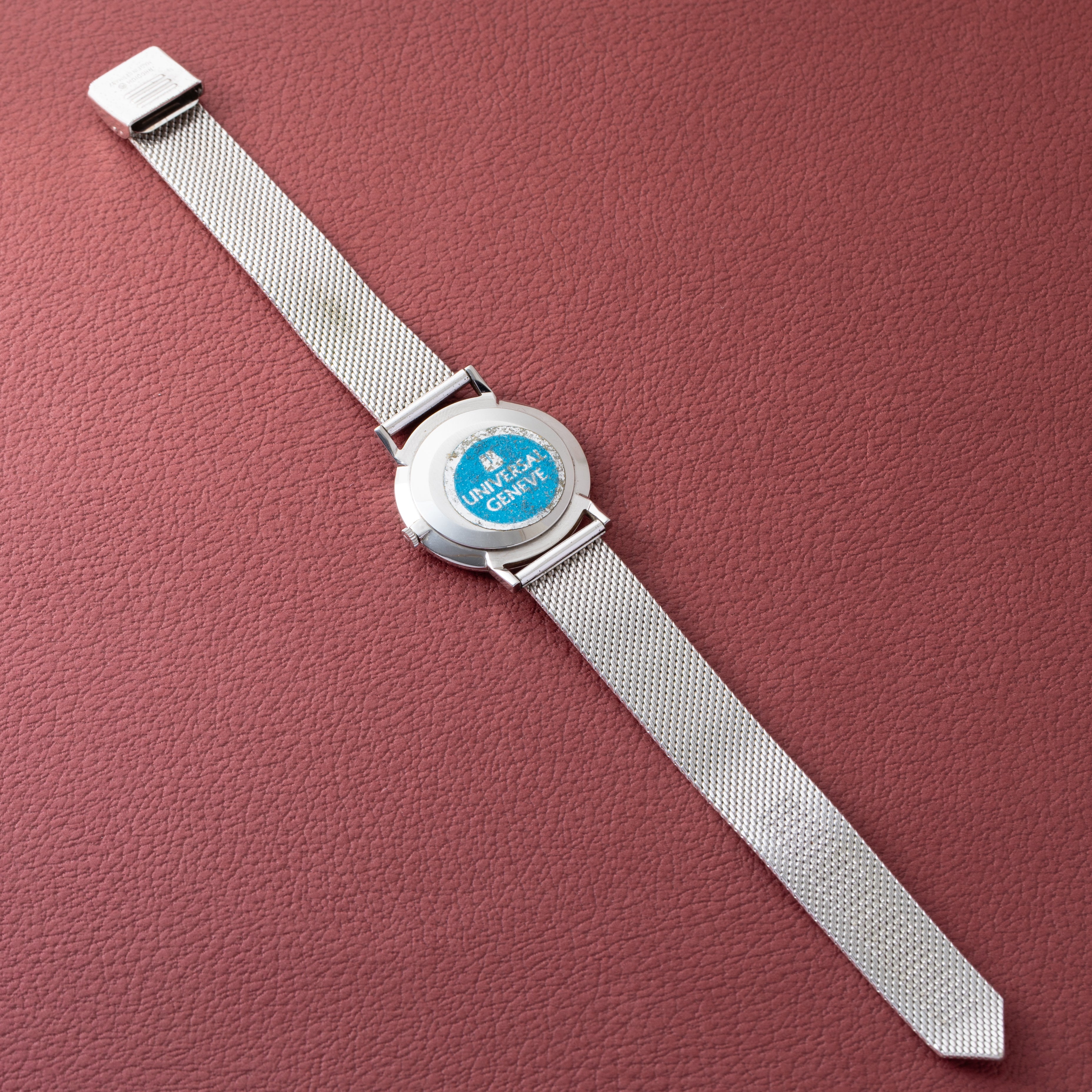 ユニバーサルジュネーブ ラウンドケース ホワイトローマン 手巻き 1970年代 箱、純正尾錠付き