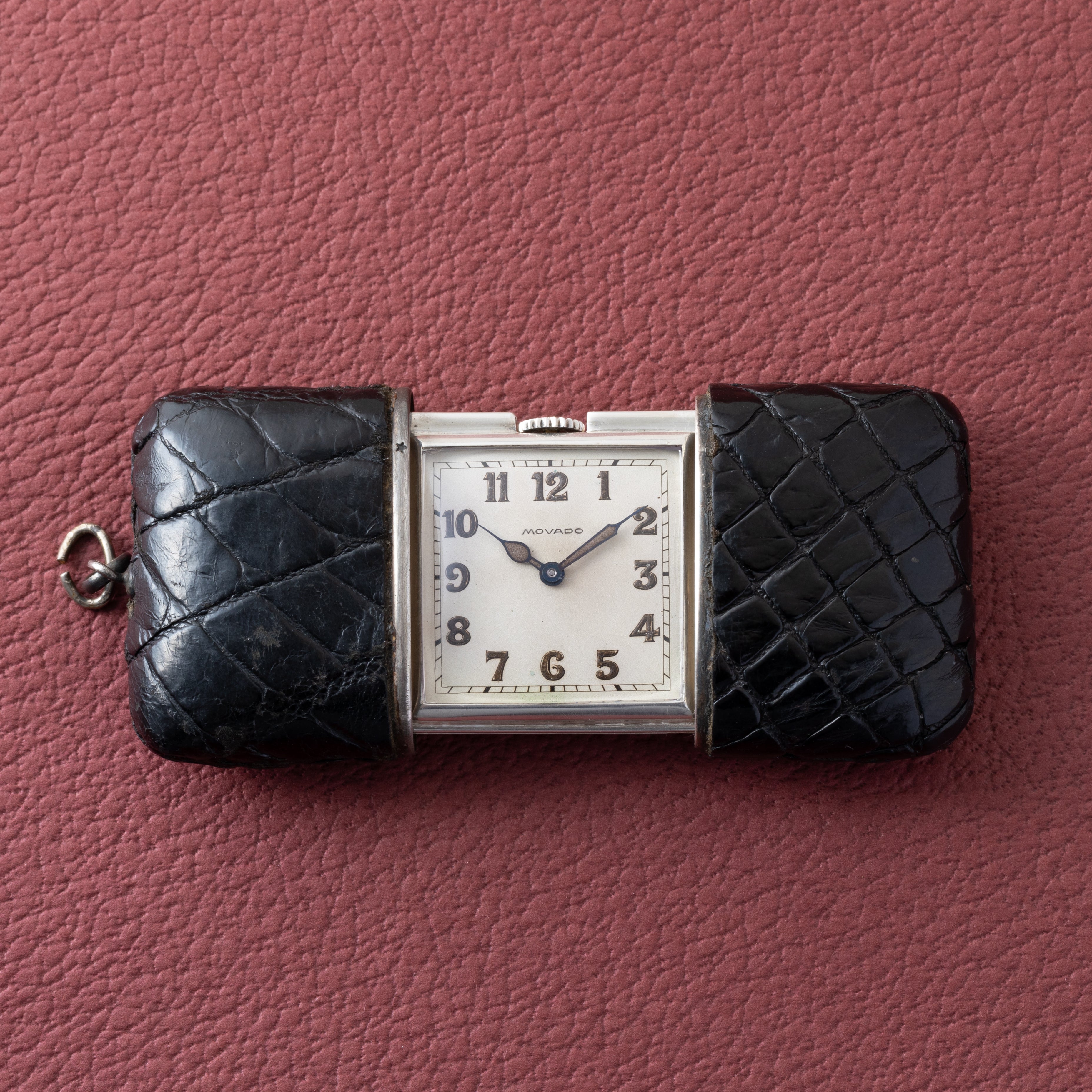 モバード エルメト 銀無垢ケース革巻き トラベルウォッチ 手巻き 1940年代製