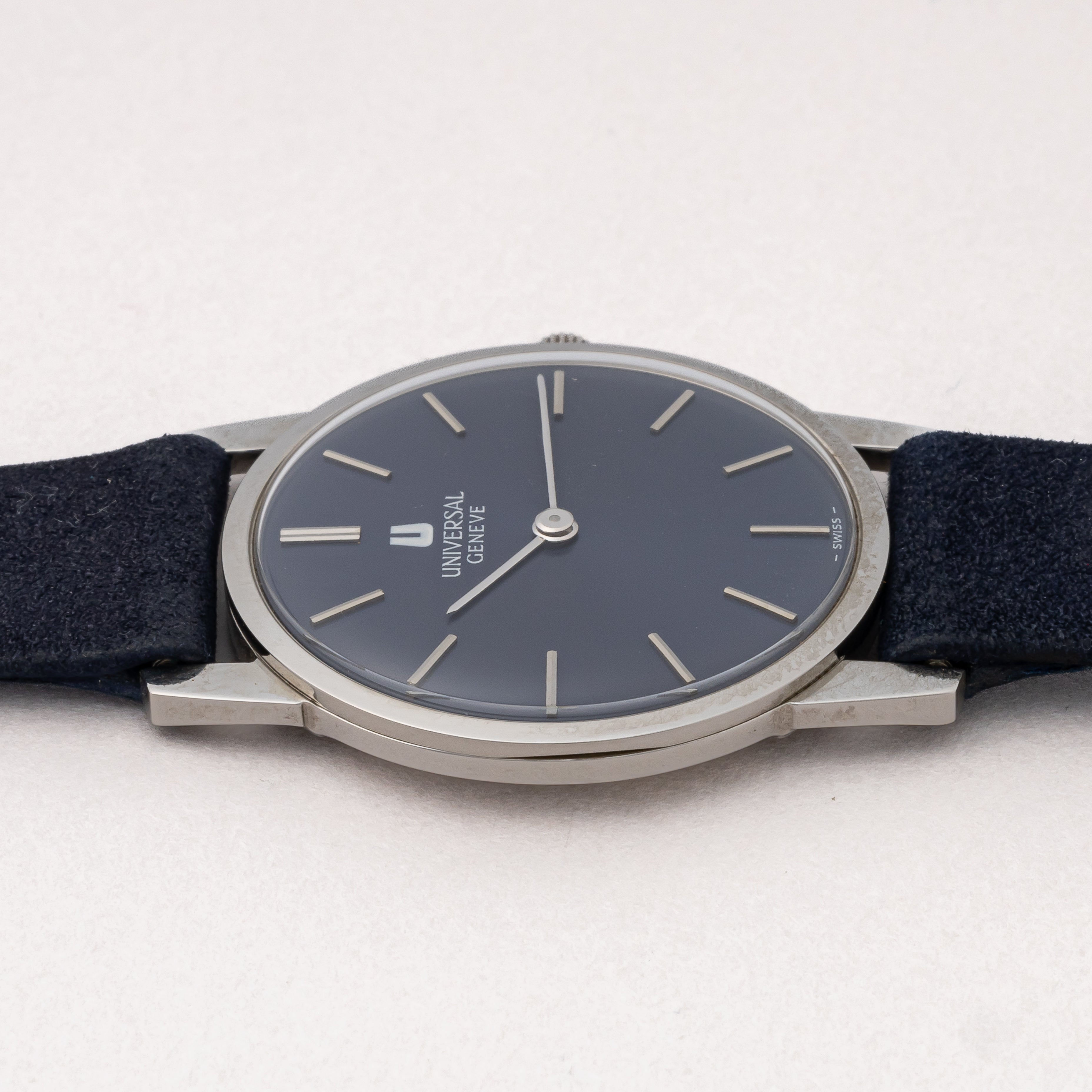 ユニバーサルジュネーブ ラウンドケース 未使用品 1970年代 箱,タグ付き