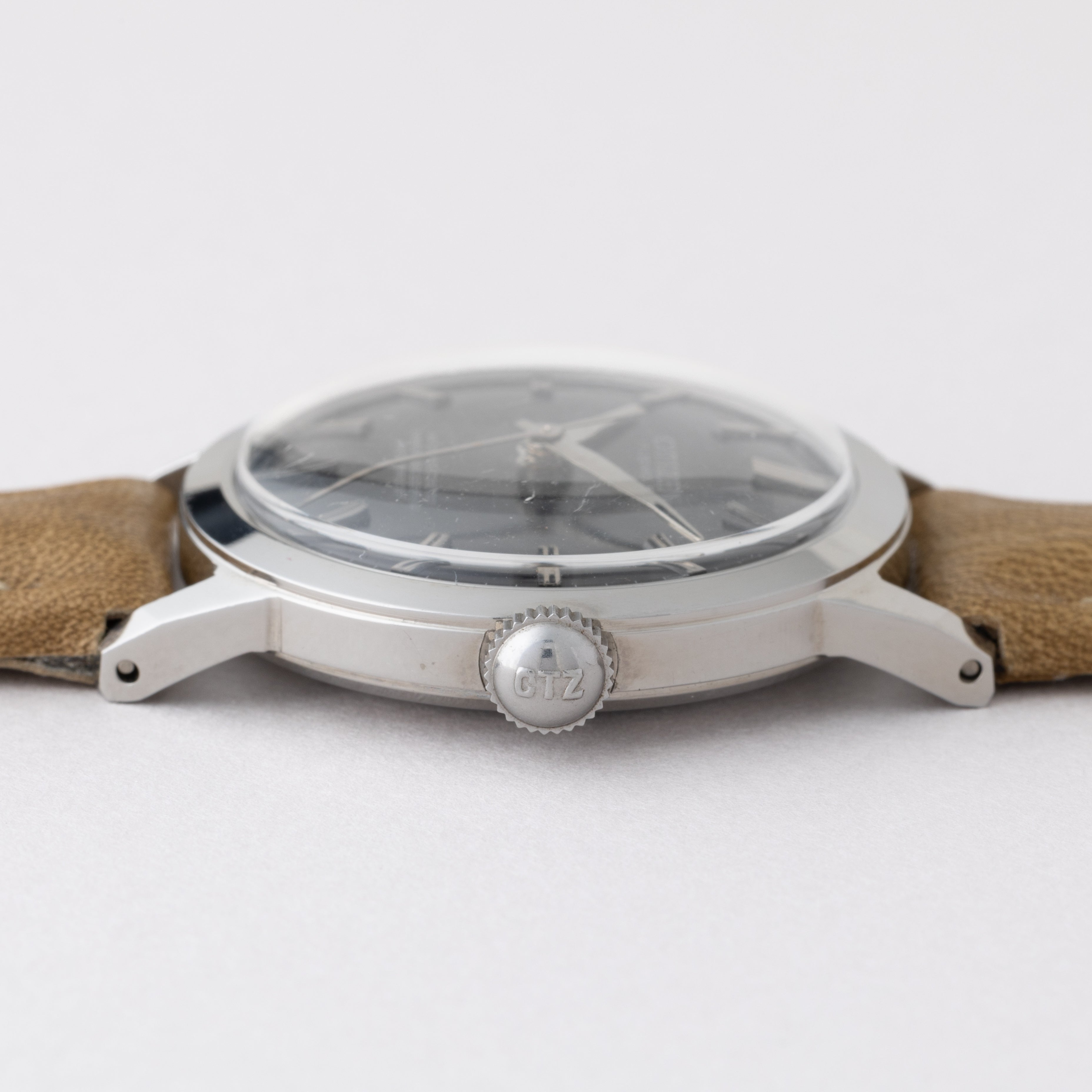 シチズン ホーマー 輸出用ラウンドケース 1969年製 ブラックダイヤル Ref.4-020189TA