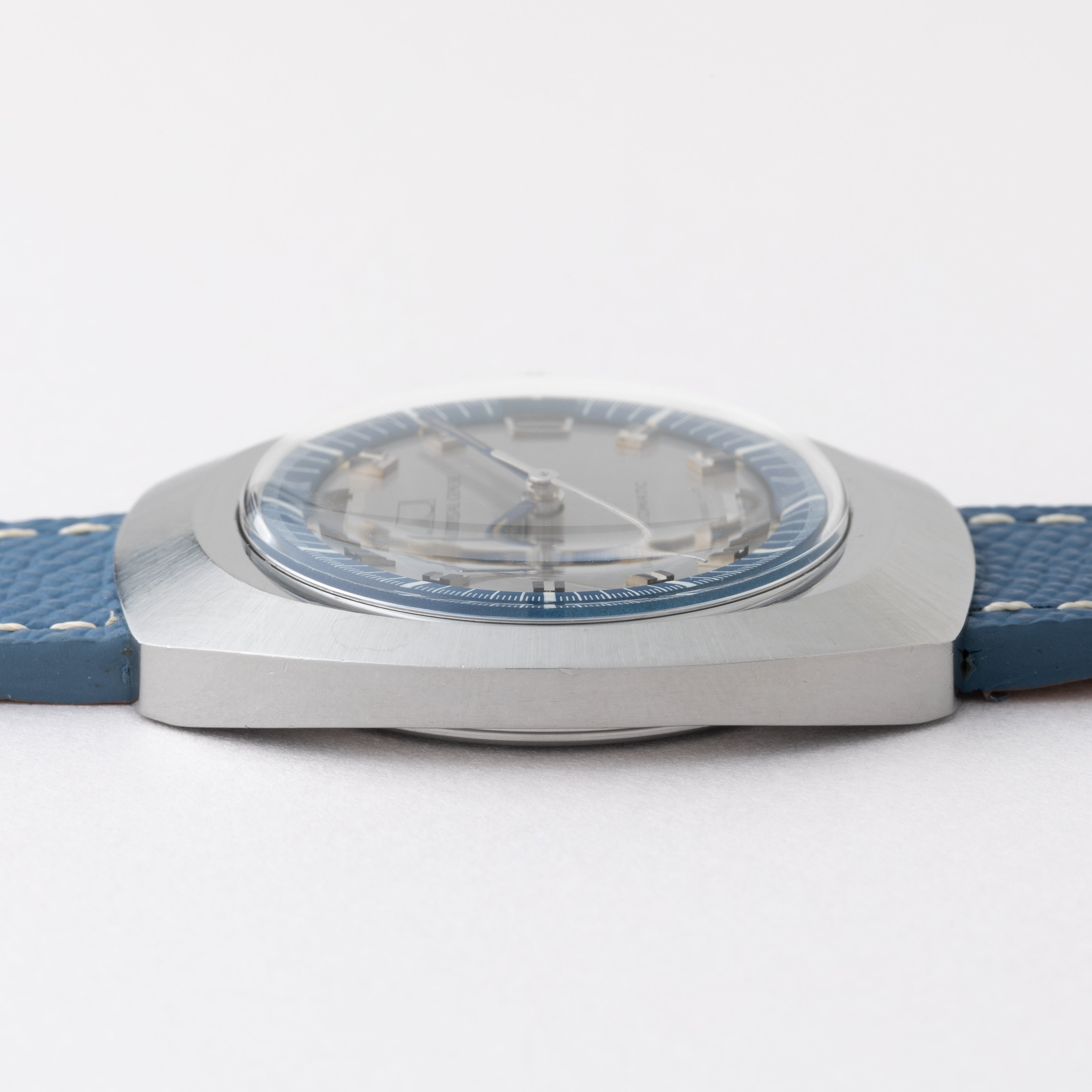 ユニバーサルジュネーブ マイクローター 1970年代